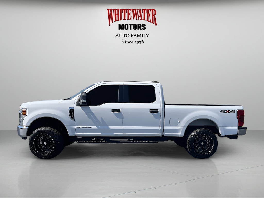 Used 2022 Ford F-250 XLT Truck Crew Cab