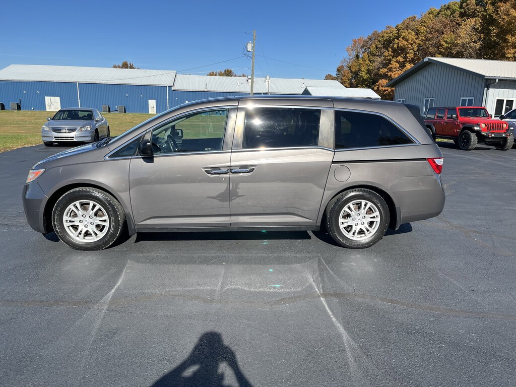 Used 2013 Honda Odyssey EX-L Van