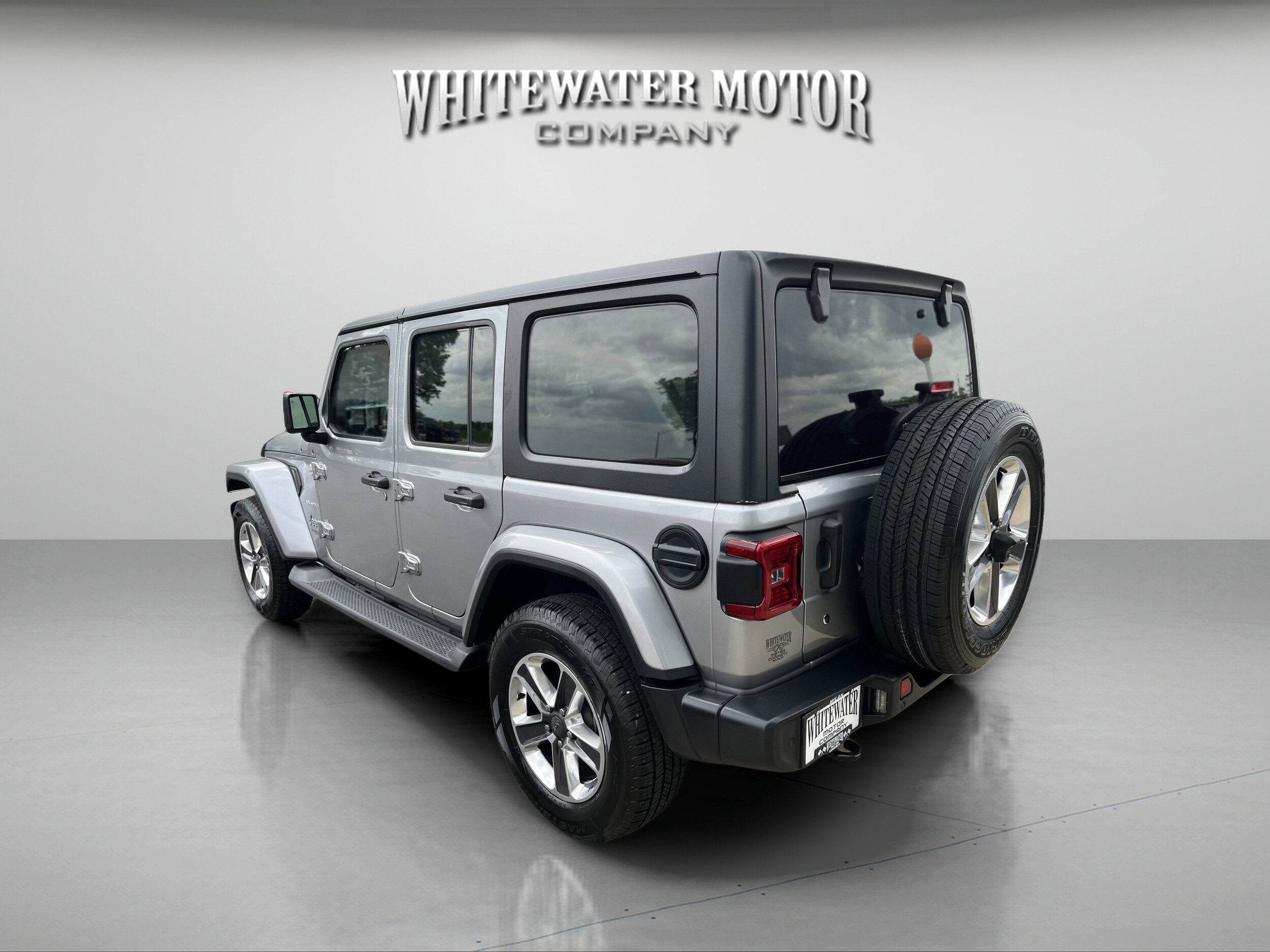 2019 Jeep Wrangler Unlimited Sahara photo 3