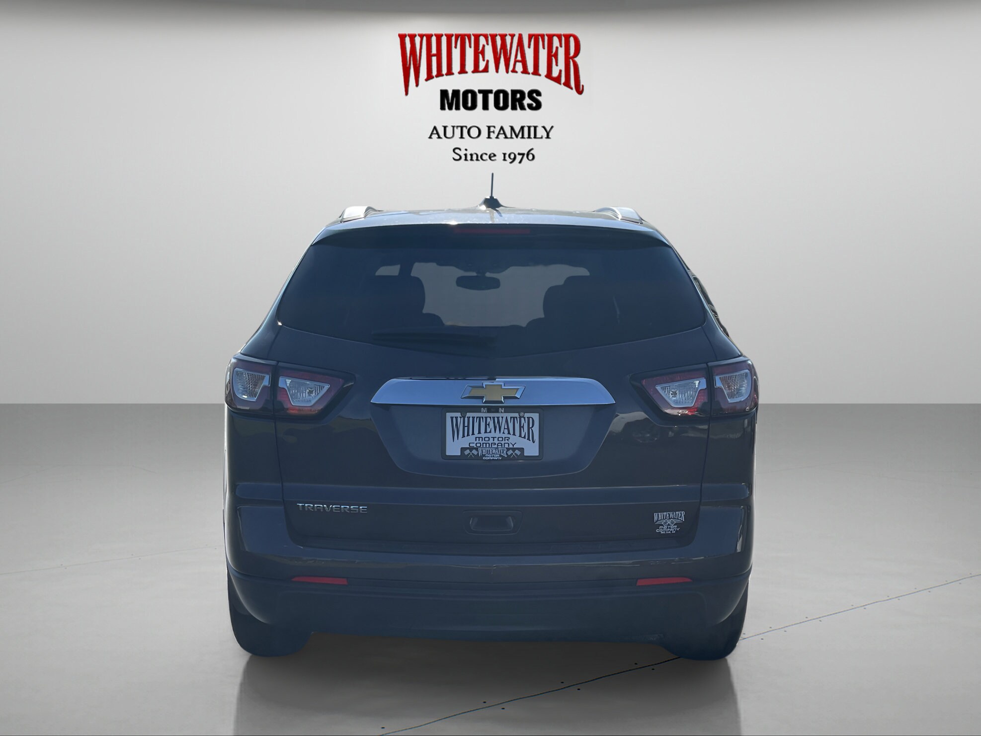 2017 Chevrolet Traverse LS photo 4