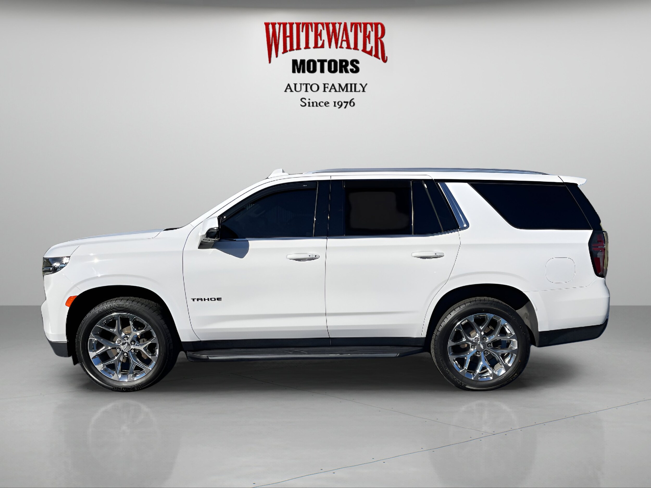 2021 Chevrolet Tahoe LT photo 2