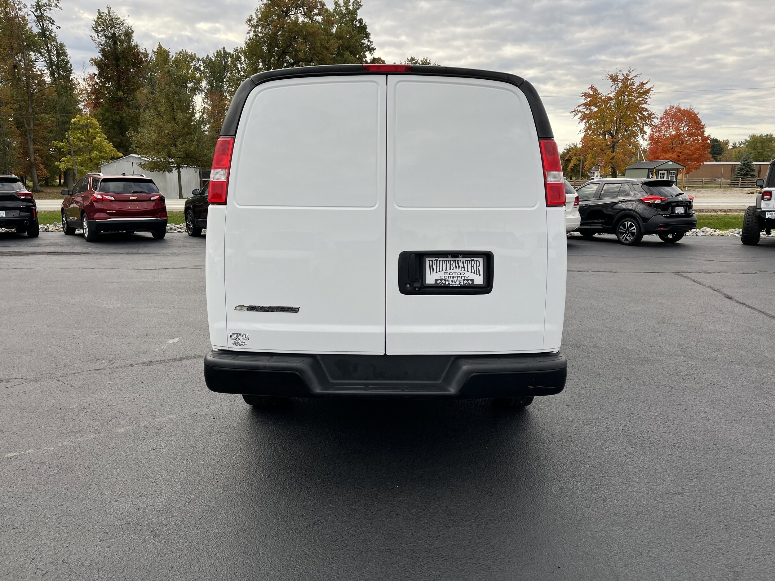 2019 Chevrolet Express 2500 Van Cargo photo 4