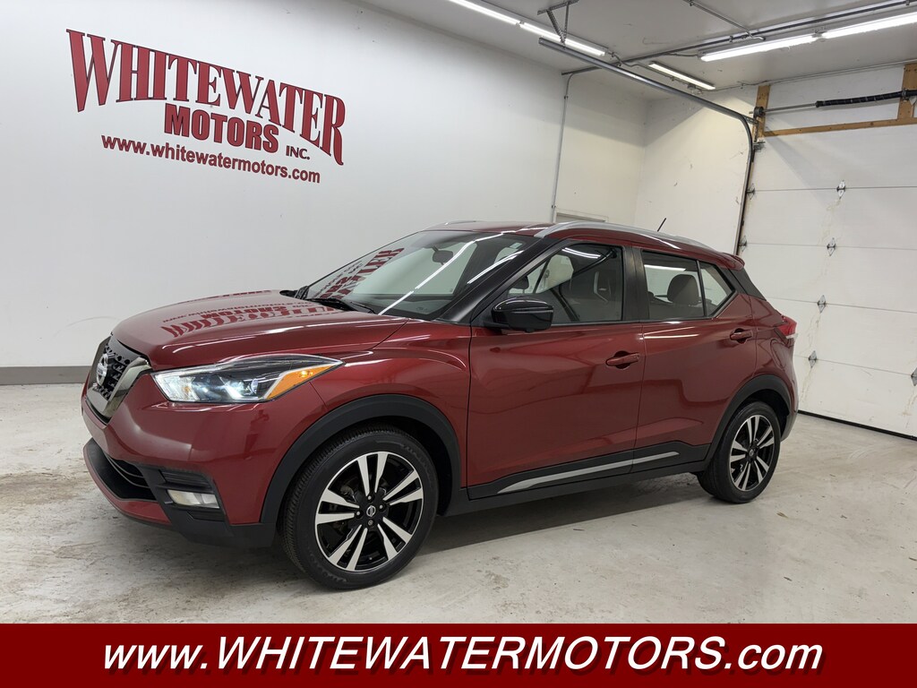 Used 2019 Nissan Kicks SR Sport Utility