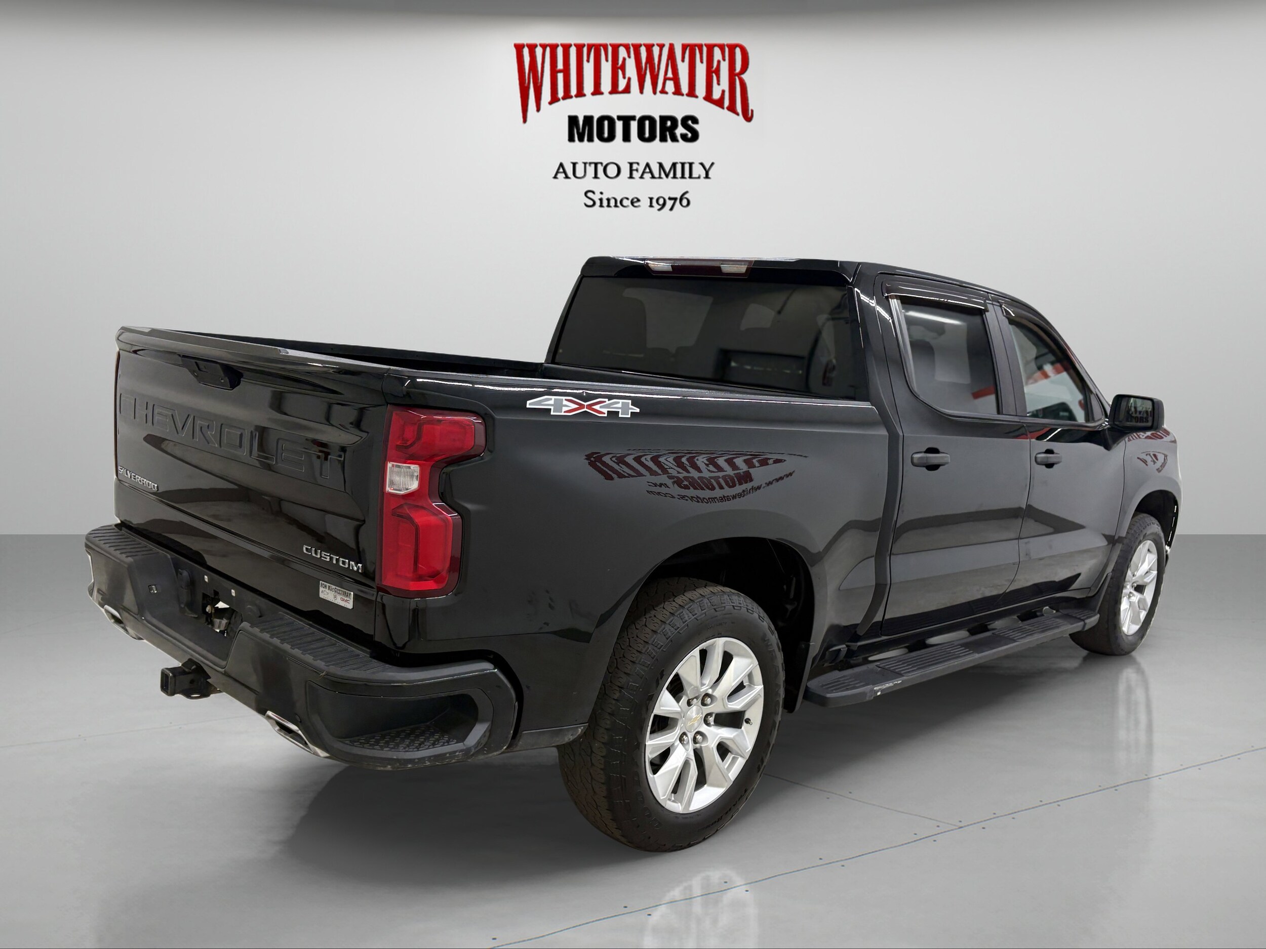 2019 Chevrolet Silverado 1500 Custom photo 4