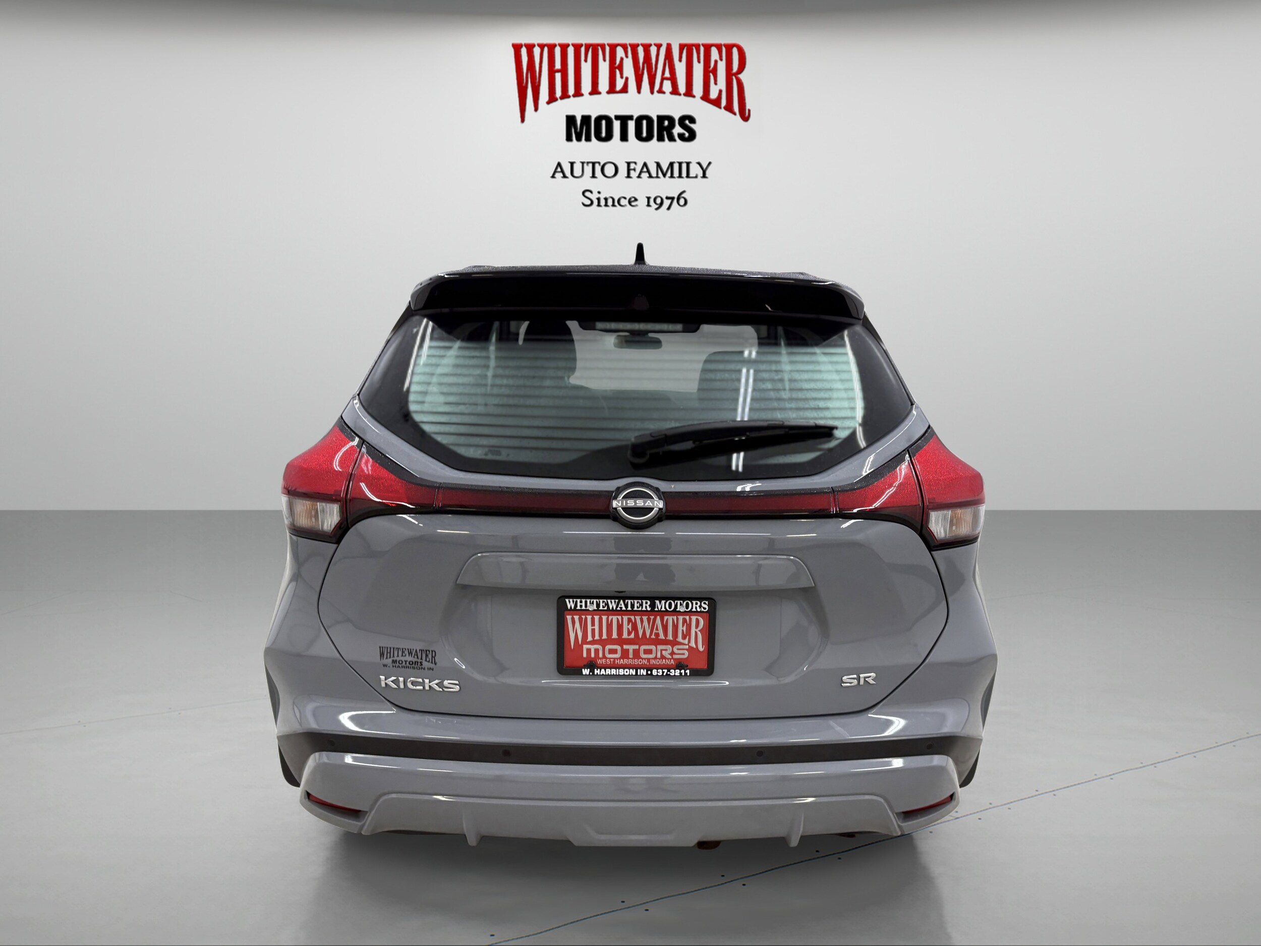 2024 Nissan Kicks SR photo 3