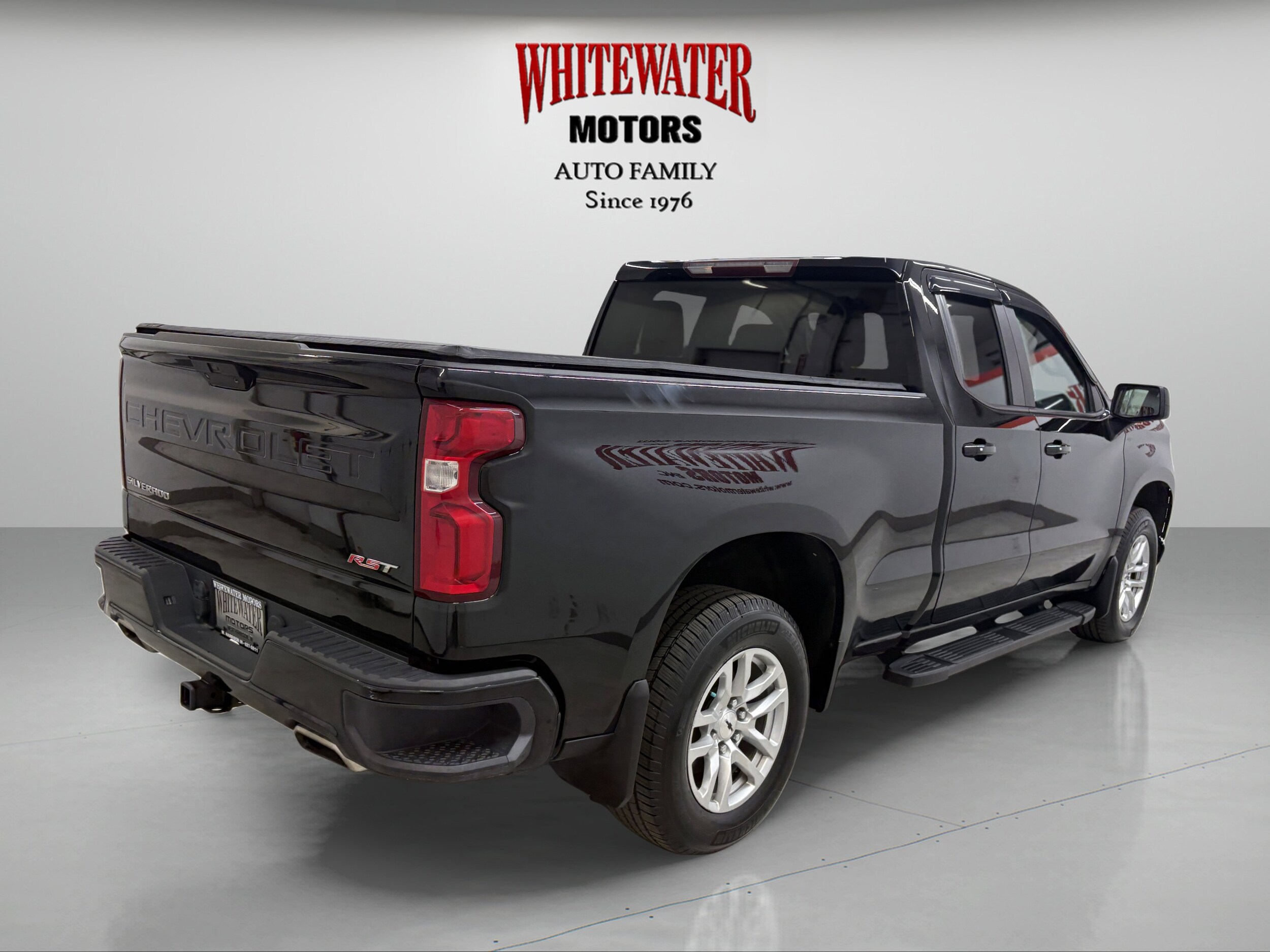 2019 Chevrolet Silverado 1500 RST photo 3