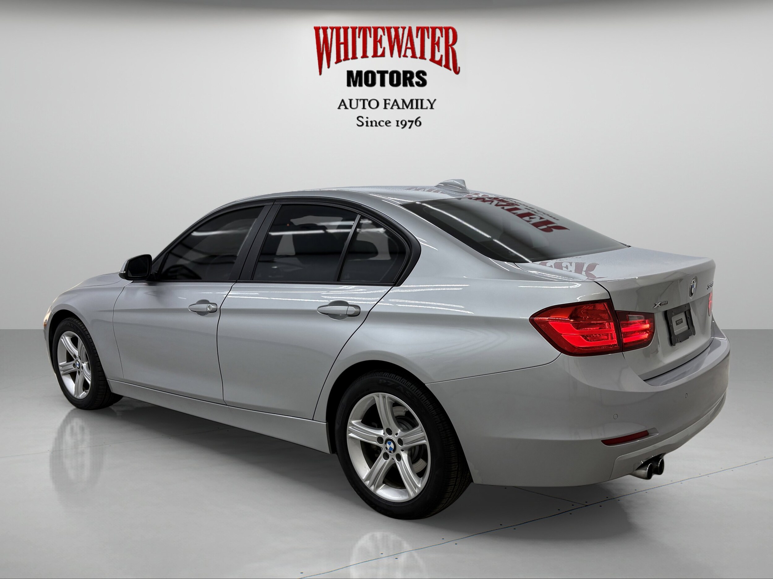2013 Bmw 328i xDrive Sedan photo 2
