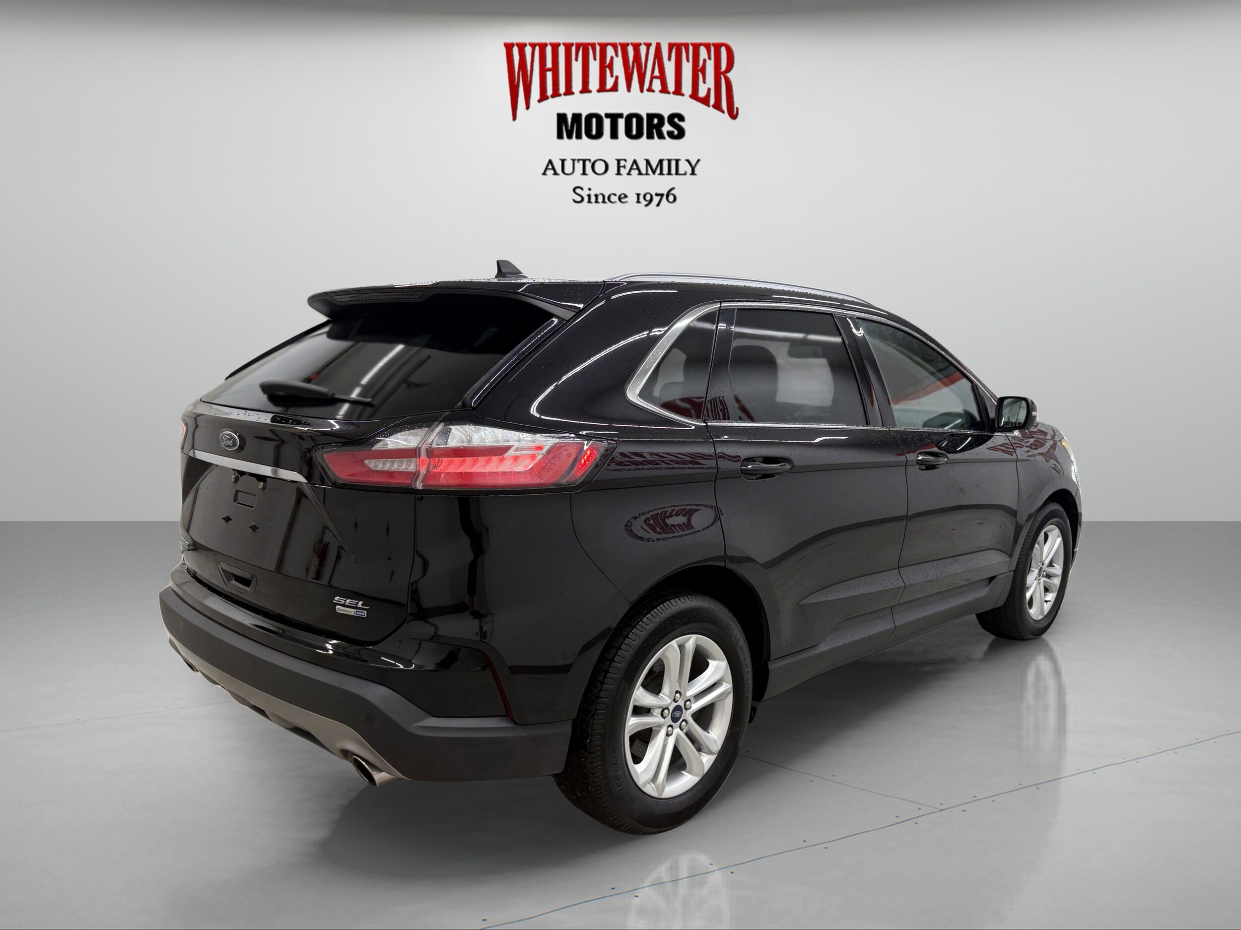 2020 Ford Edge SEL photo 4