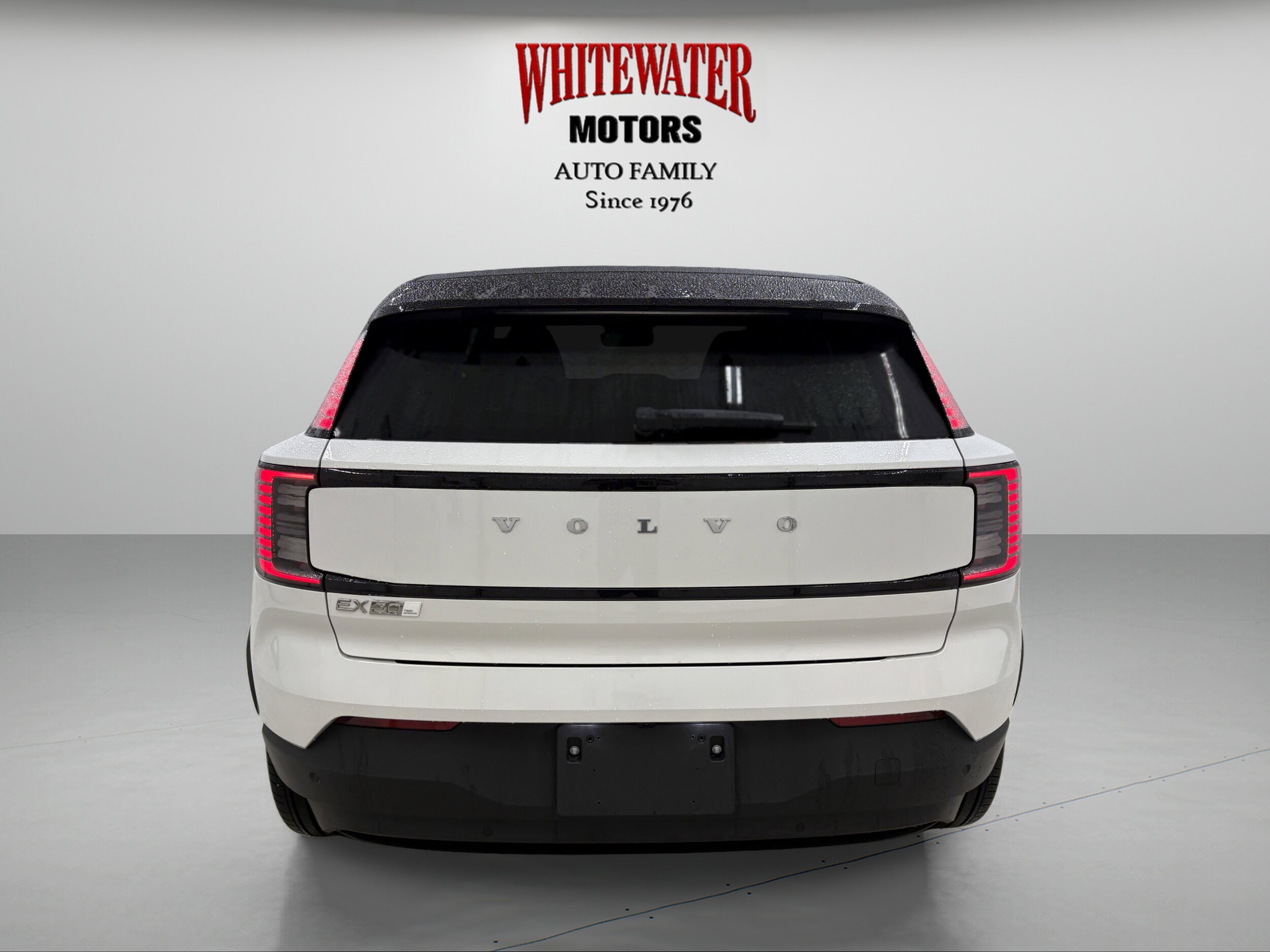 2025 Volvo EX30 Plus photo 3
