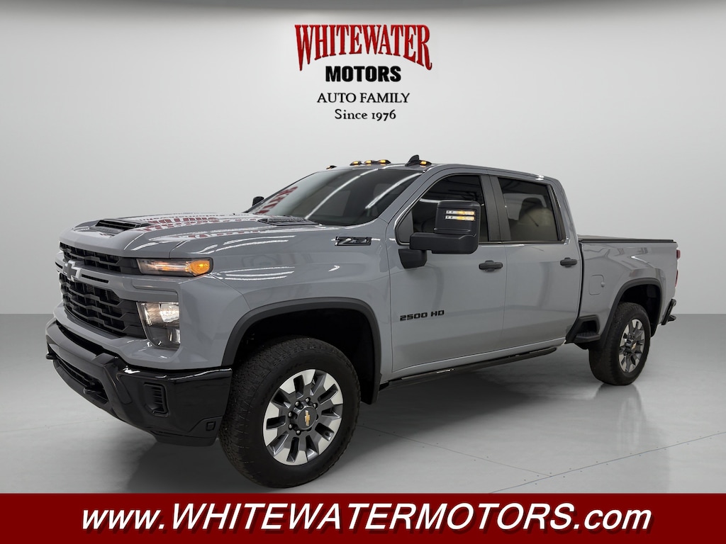 Used 2024 Chevrolet Silverado 2500HD Custom Crew Cab Pickup