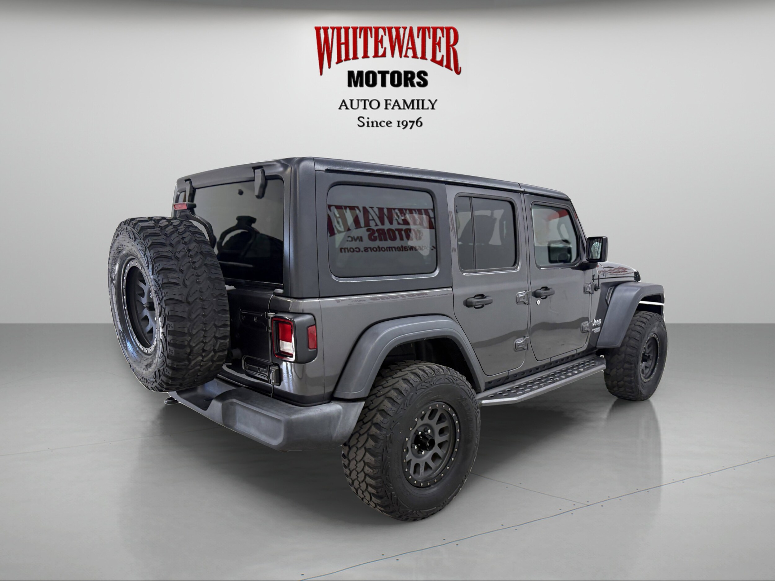 2018 Jeep Wrangler Unlimited Sport S photo 4