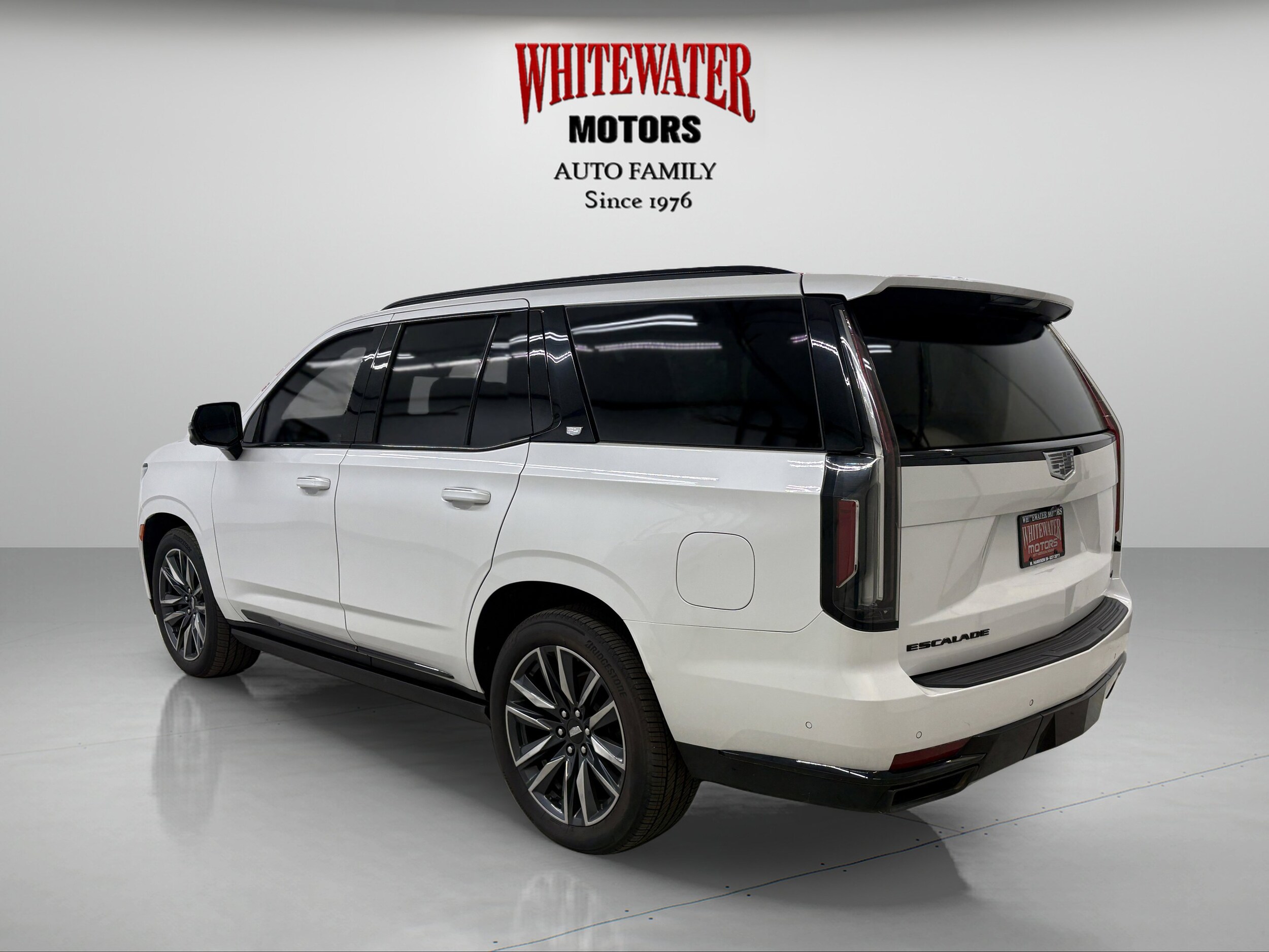 2021 Cadillac Escalade Sport photo 2