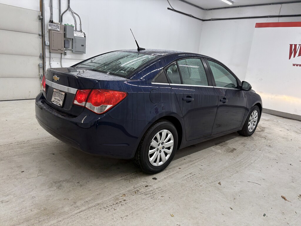 Used 2011 Chevrolet Cruze LS 4dr Car
