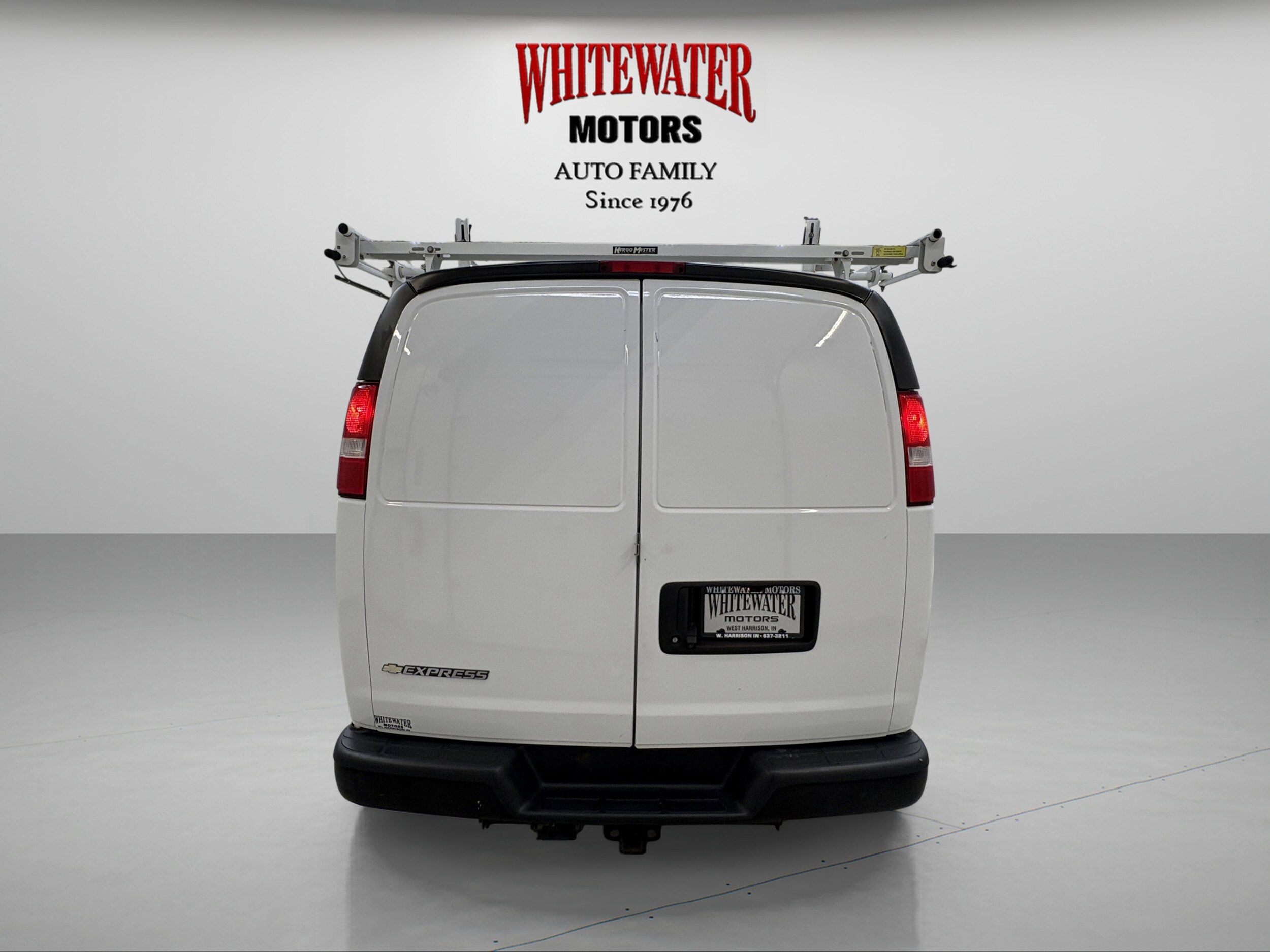 2021 Chevrolet Express 2500 Cargo Van photo 3