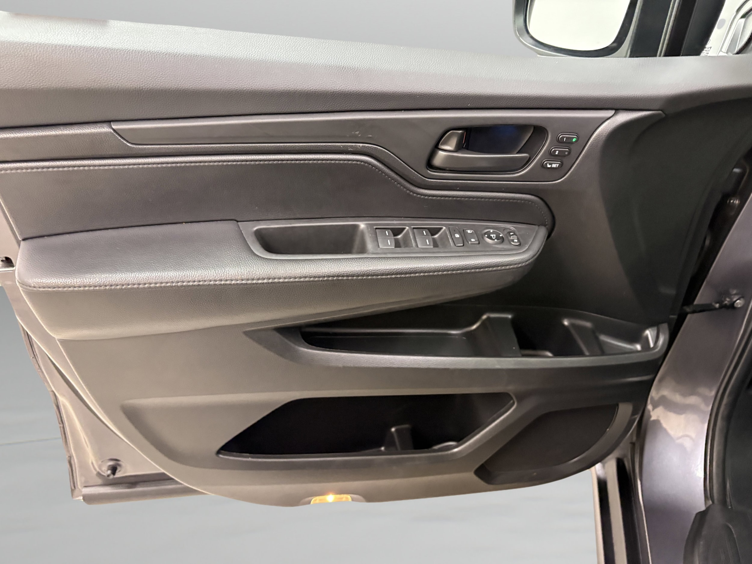 2024 Honda Odyssey EX-L - Photo 24