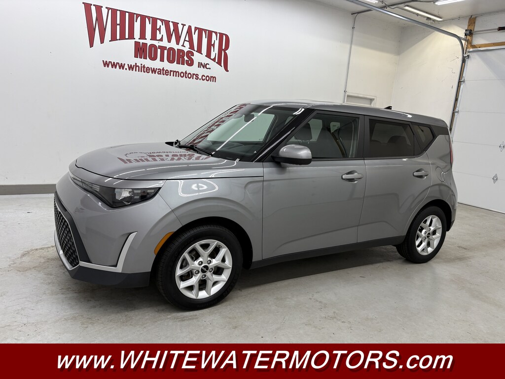Used 2023 Kia Soul LX Hatchback