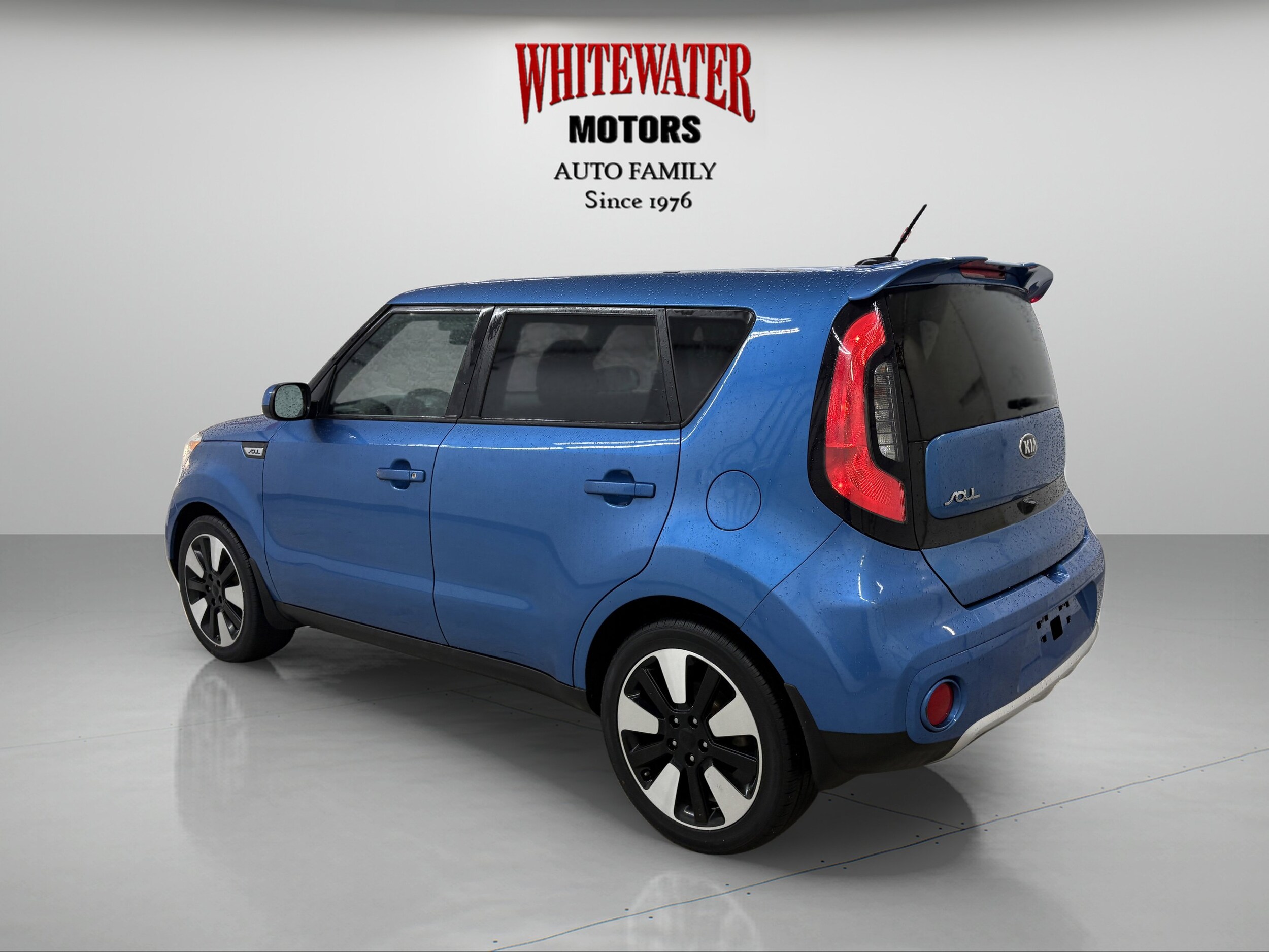 2017 Kia Soul Plus photo 2