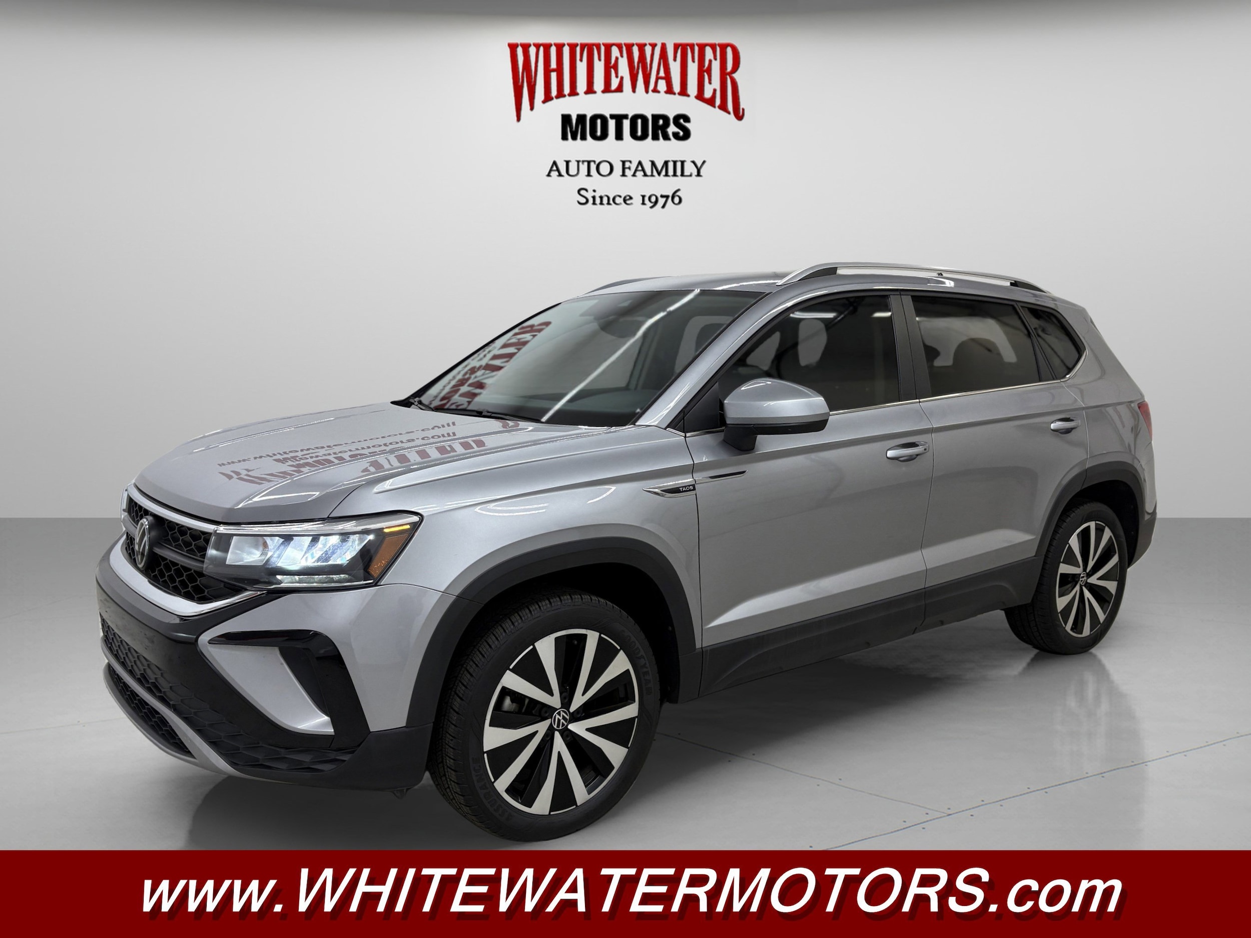 2022 Volkswagen Taos SE's photo