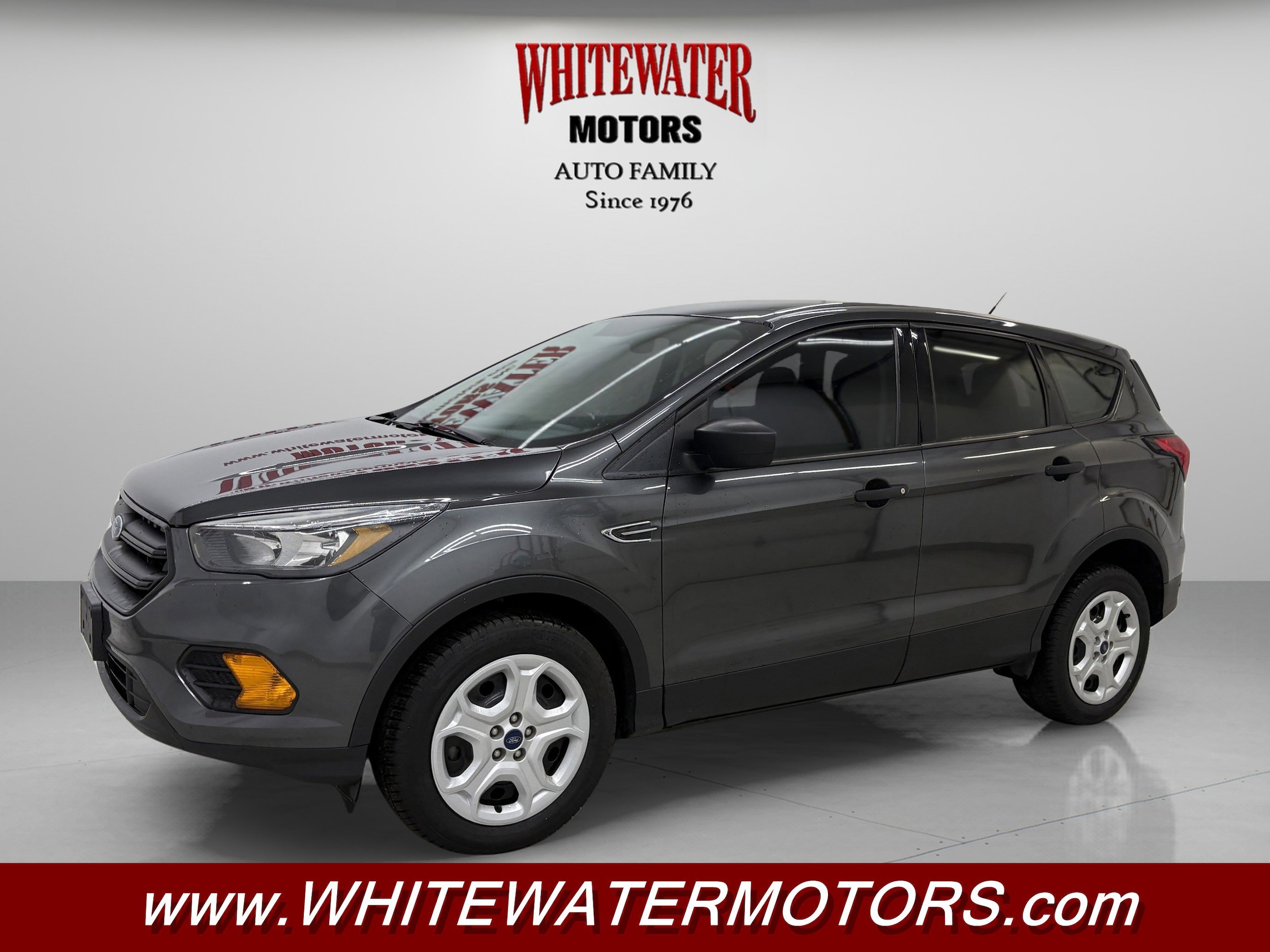 2019 Ford Escape S's photo