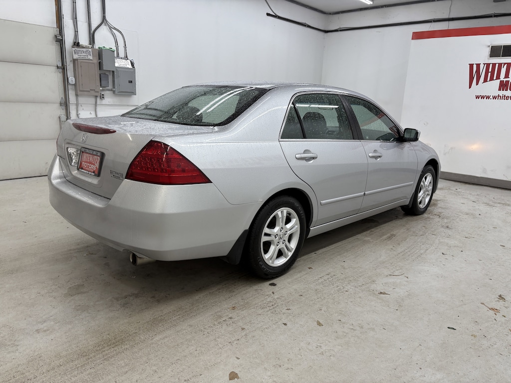 Used 2007 Honda Accord Sdn LX SE 4dr Car
