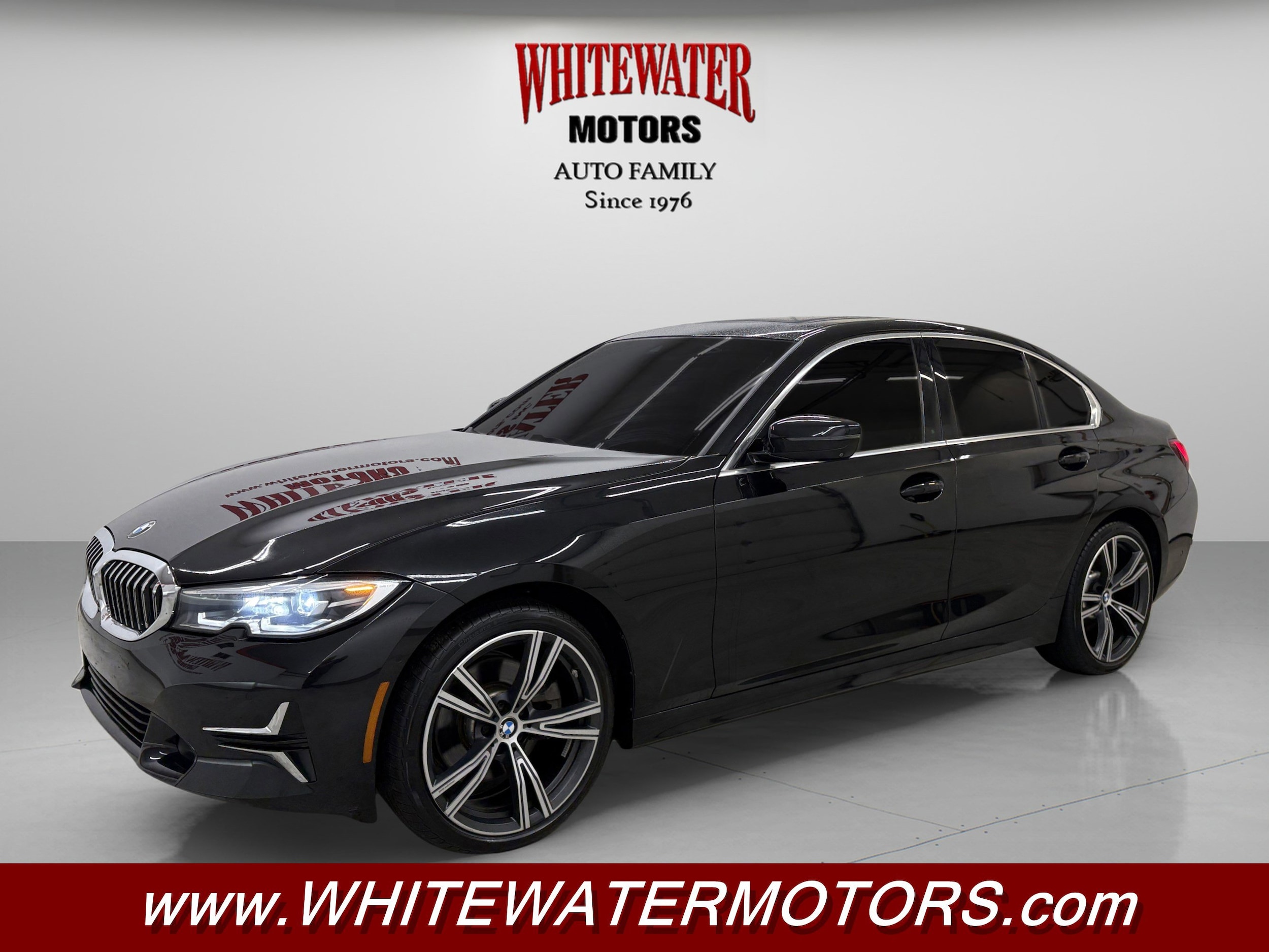 2020 BMW 3 Series 330i's photo