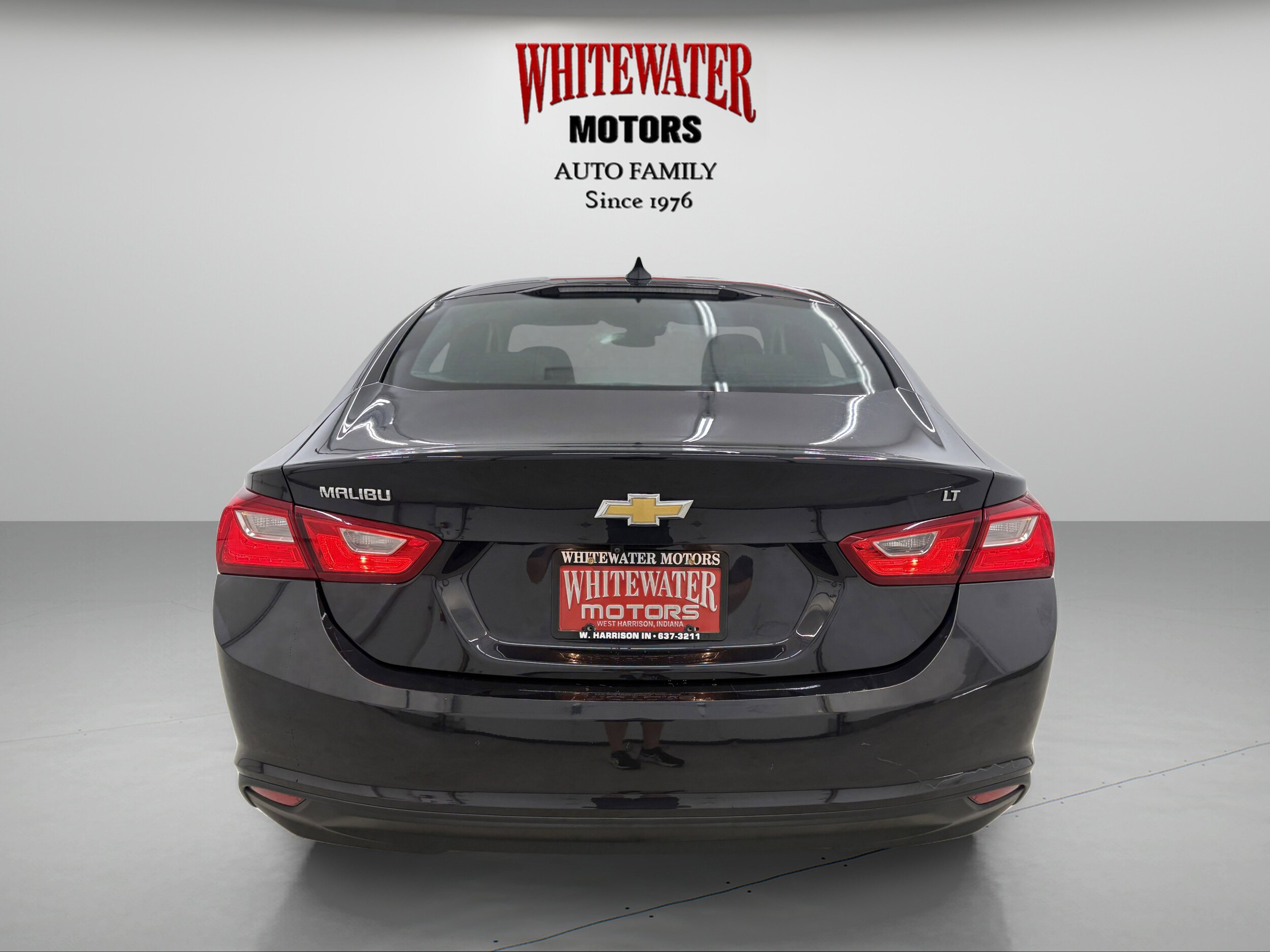2023 Chevrolet Malibu 1LT photo 3