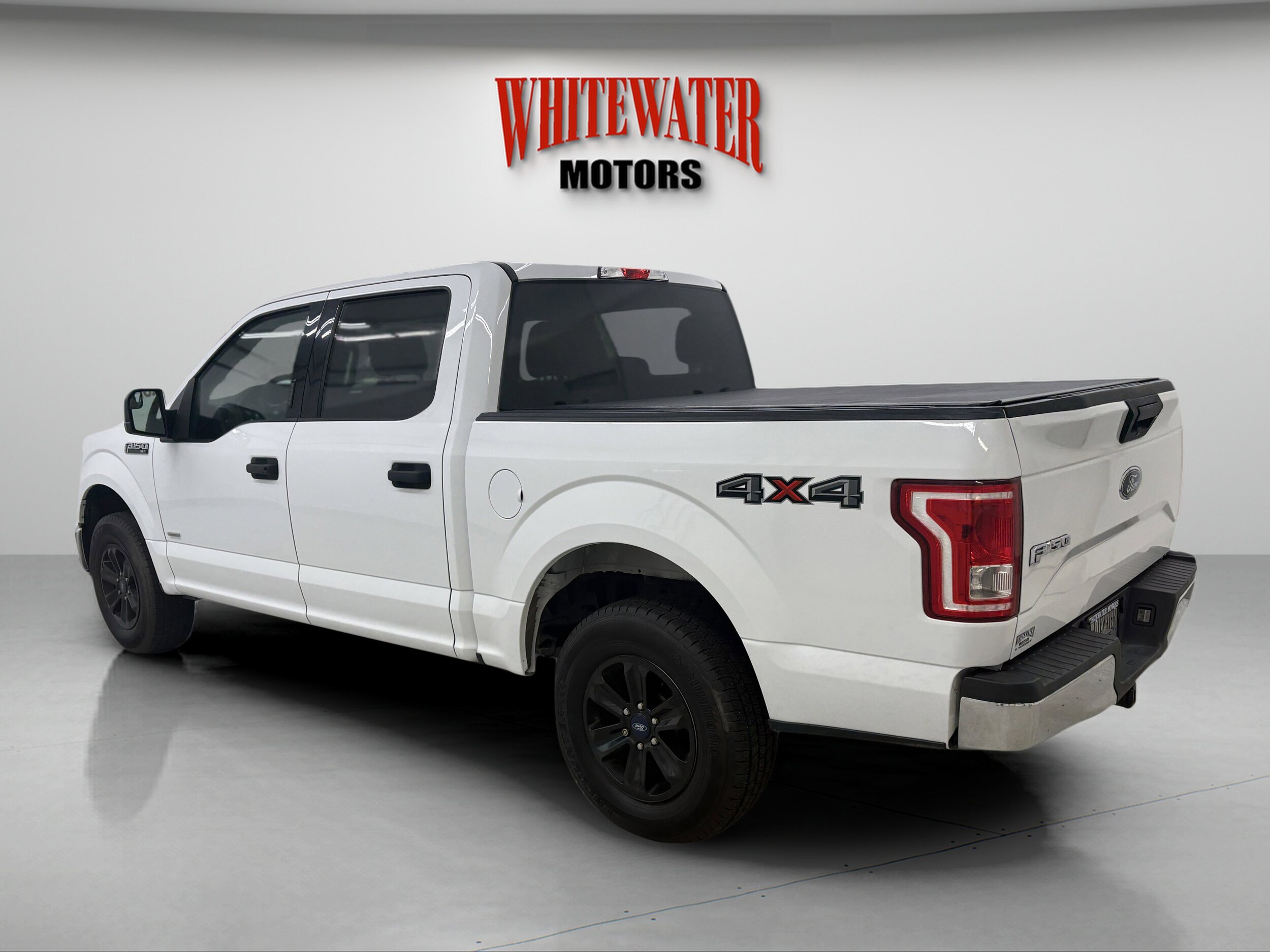 2017 Ford F-150 XLT photo 2