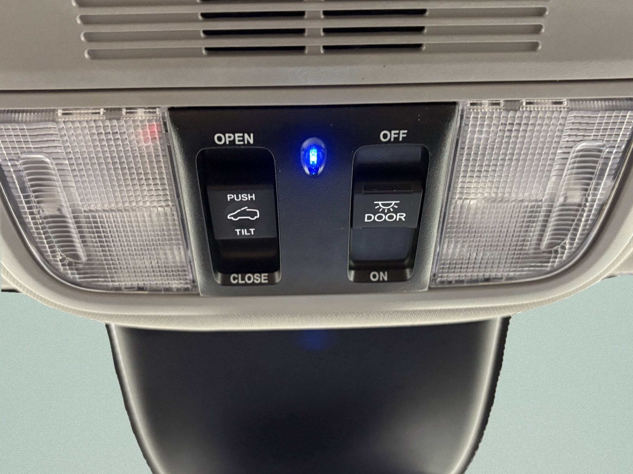 2024 Honda Odyssey EX-L - Photo 30