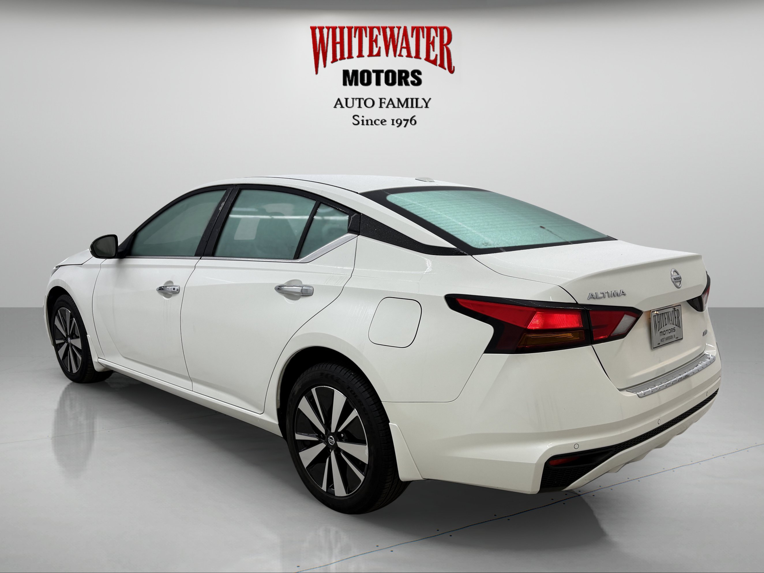 Used 2022 Nissan Altima 2.5 SV 4dr Car