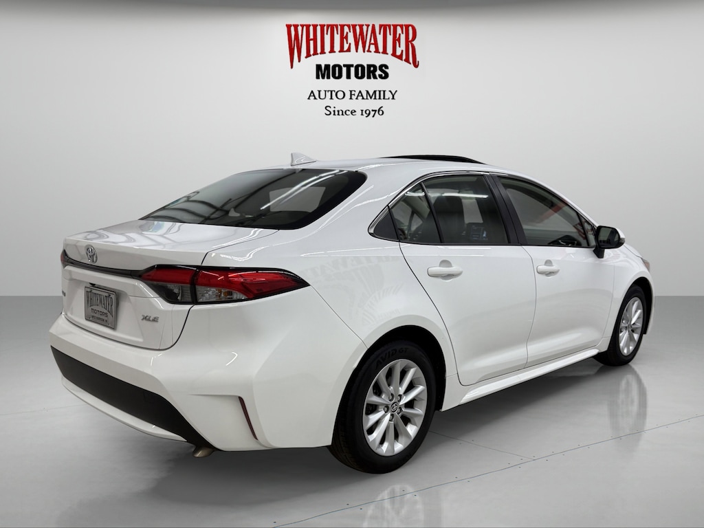 Used 2022 Toyota Corolla XLE 4dr Car