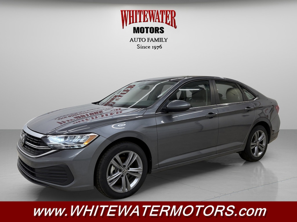 Used 2024 Volkswagen Jetta SE 4dr Car