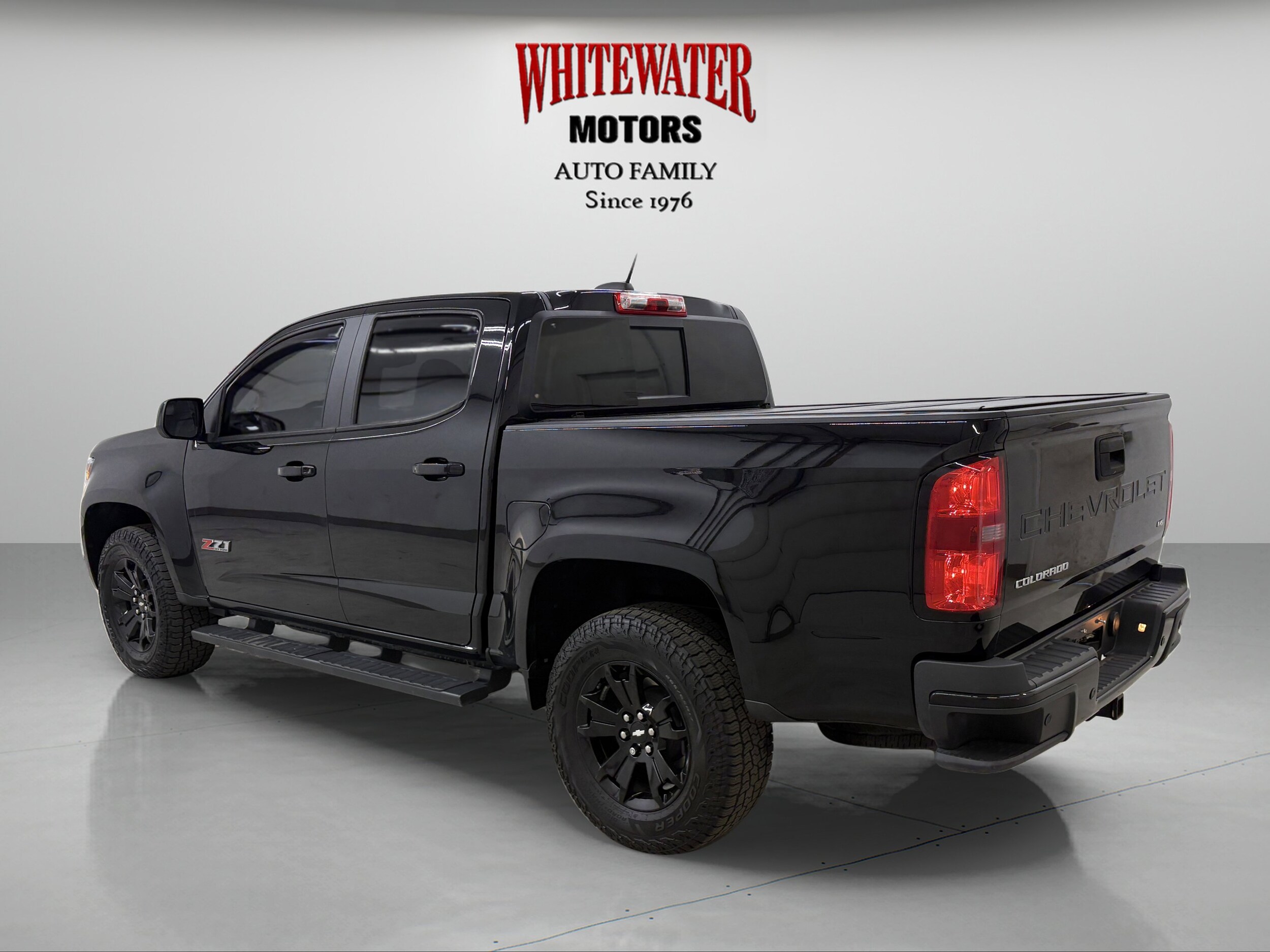 2021 Chevrolet Colorado Z71 photo 2