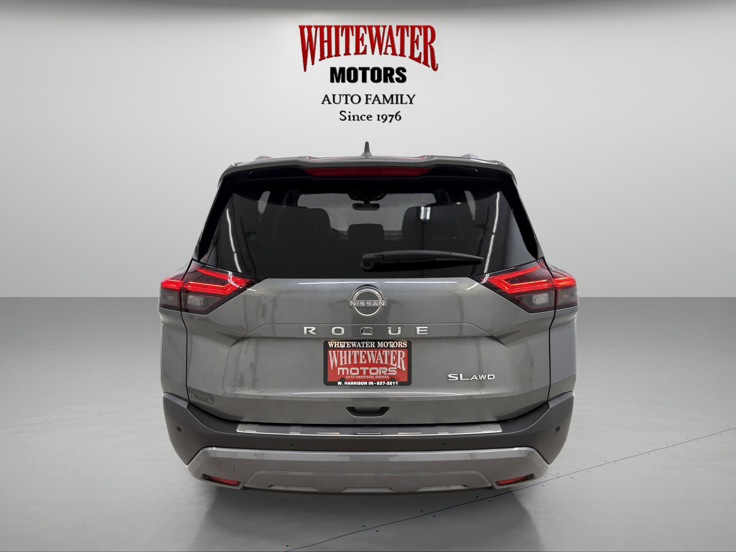 2023 Nissan Rogue SL photo 3