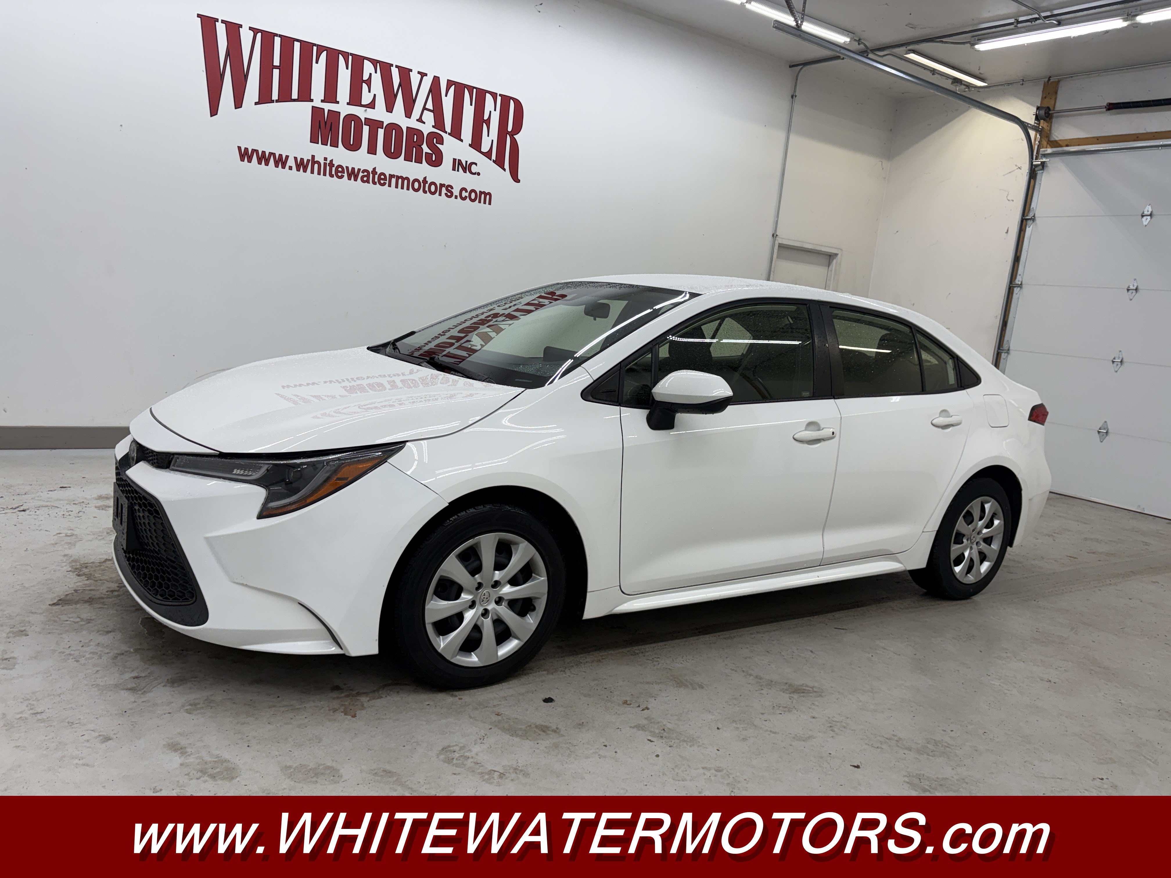 Used 2021 Toyota Corolla LE 4dr Car