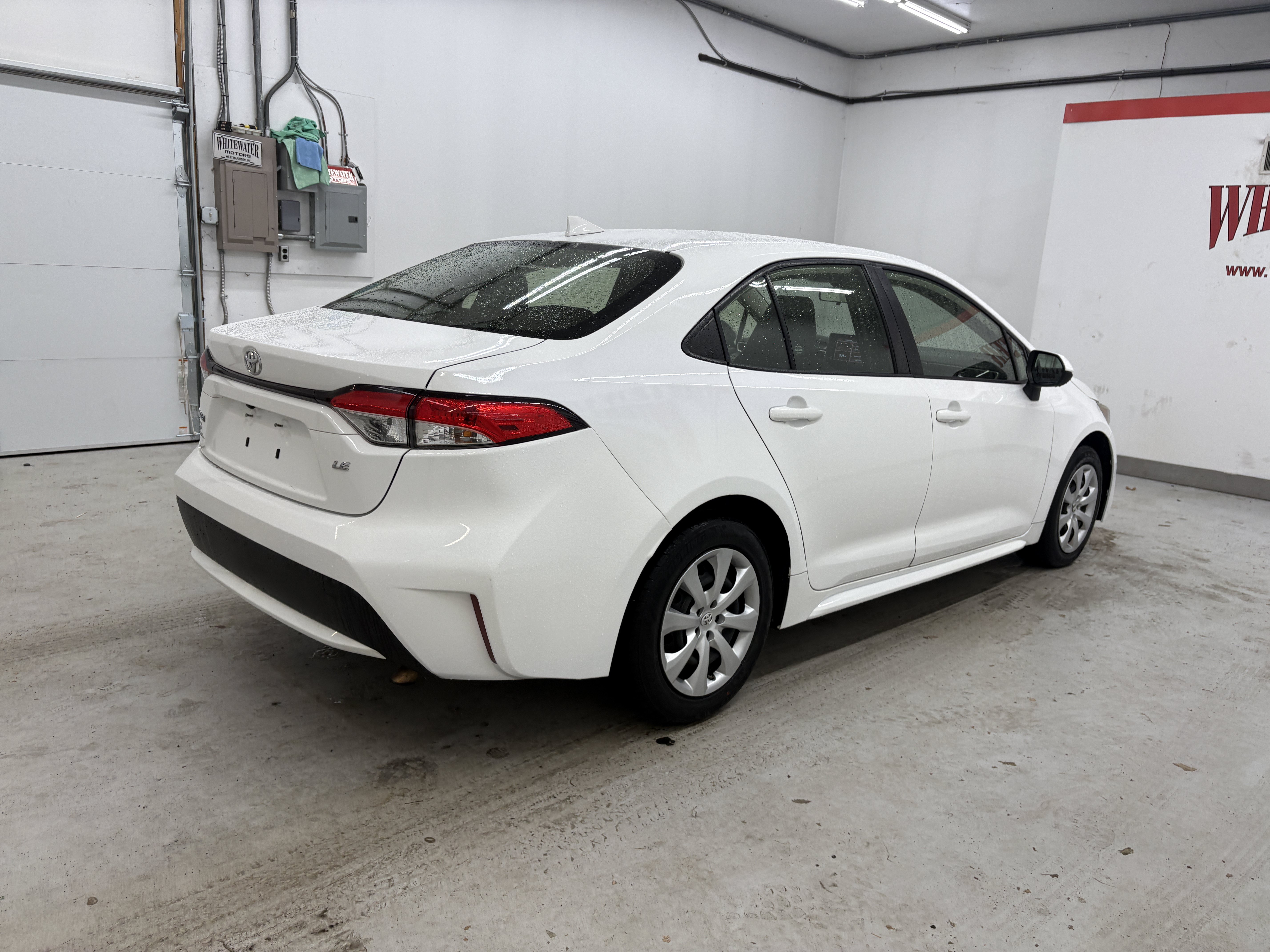 Used 2021 Toyota Corolla LE 4dr Car