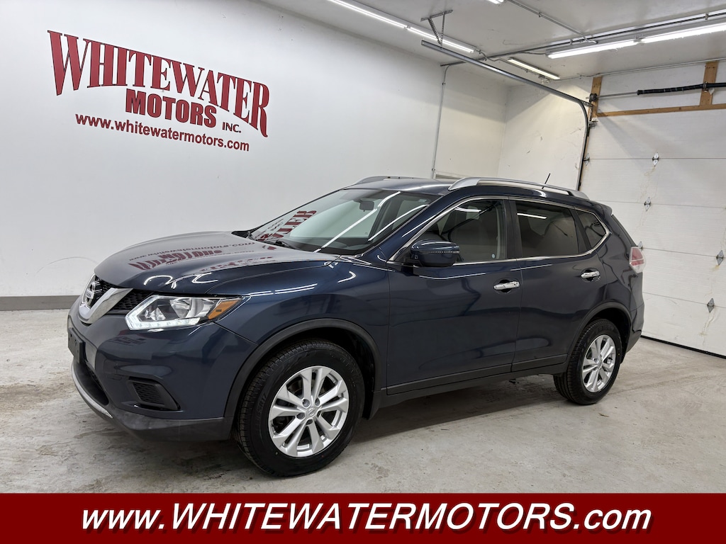 Used 2016 Nissan Rogue SV Sport Utility