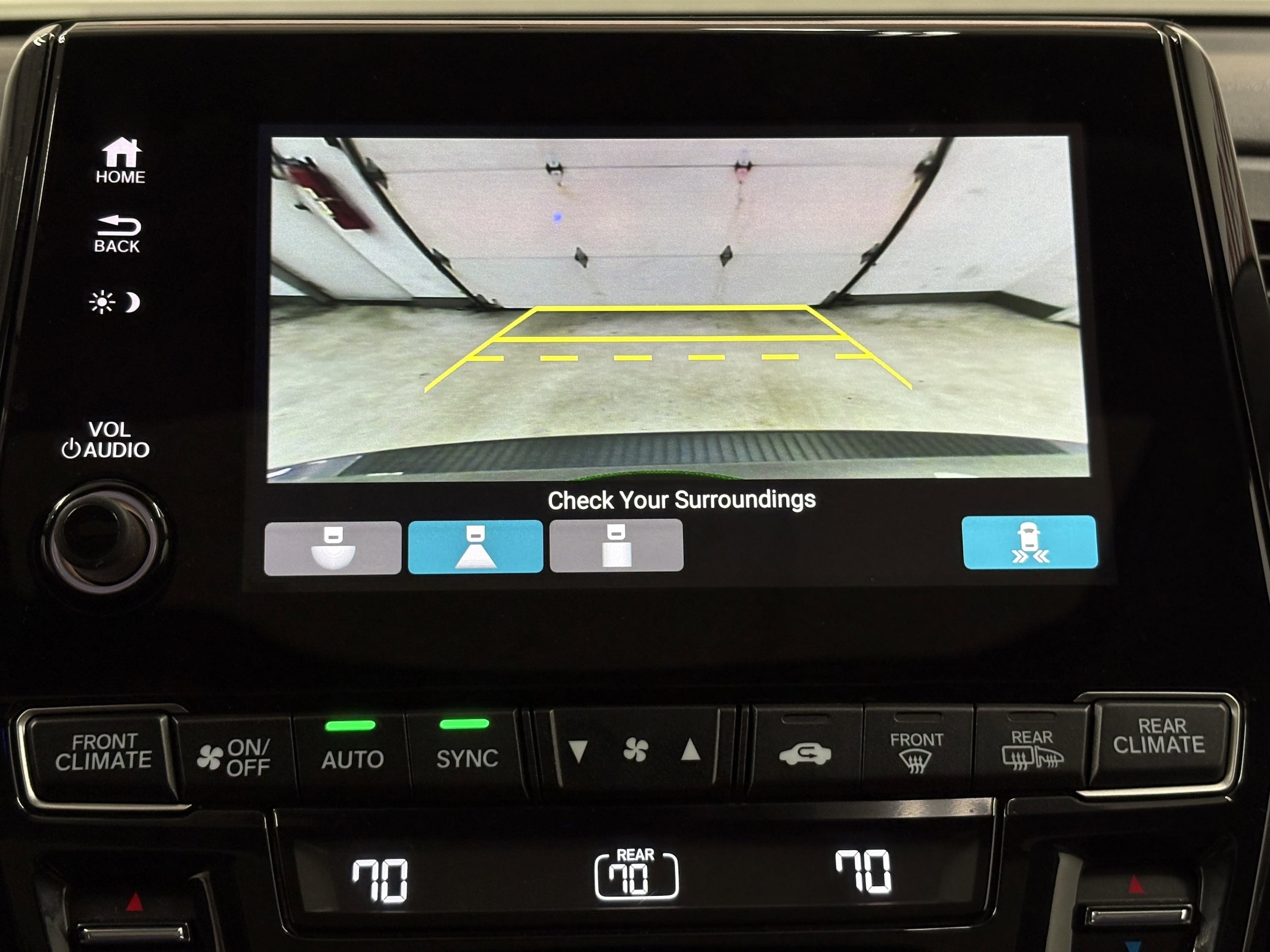 2024 Honda Odyssey EX-L - Photo 17