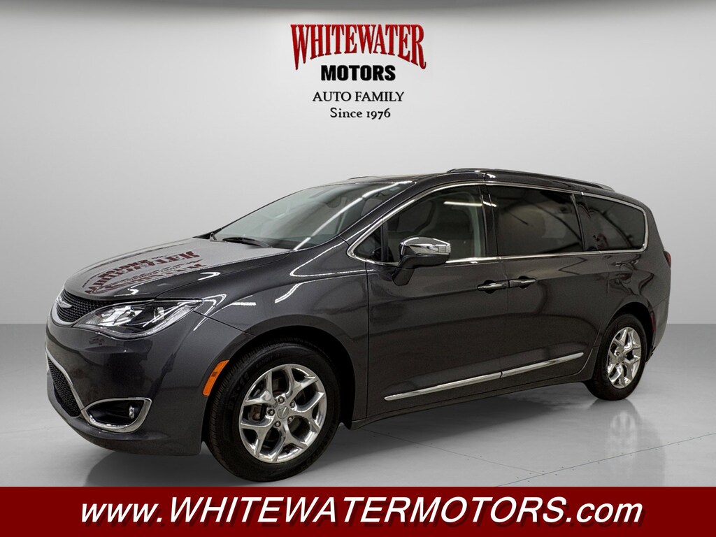 Used 2019 Chrysler Pacifica Limited Mini-van, Passenger