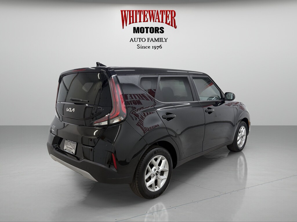 Used 2023 Kia Soul LX Hatchback
