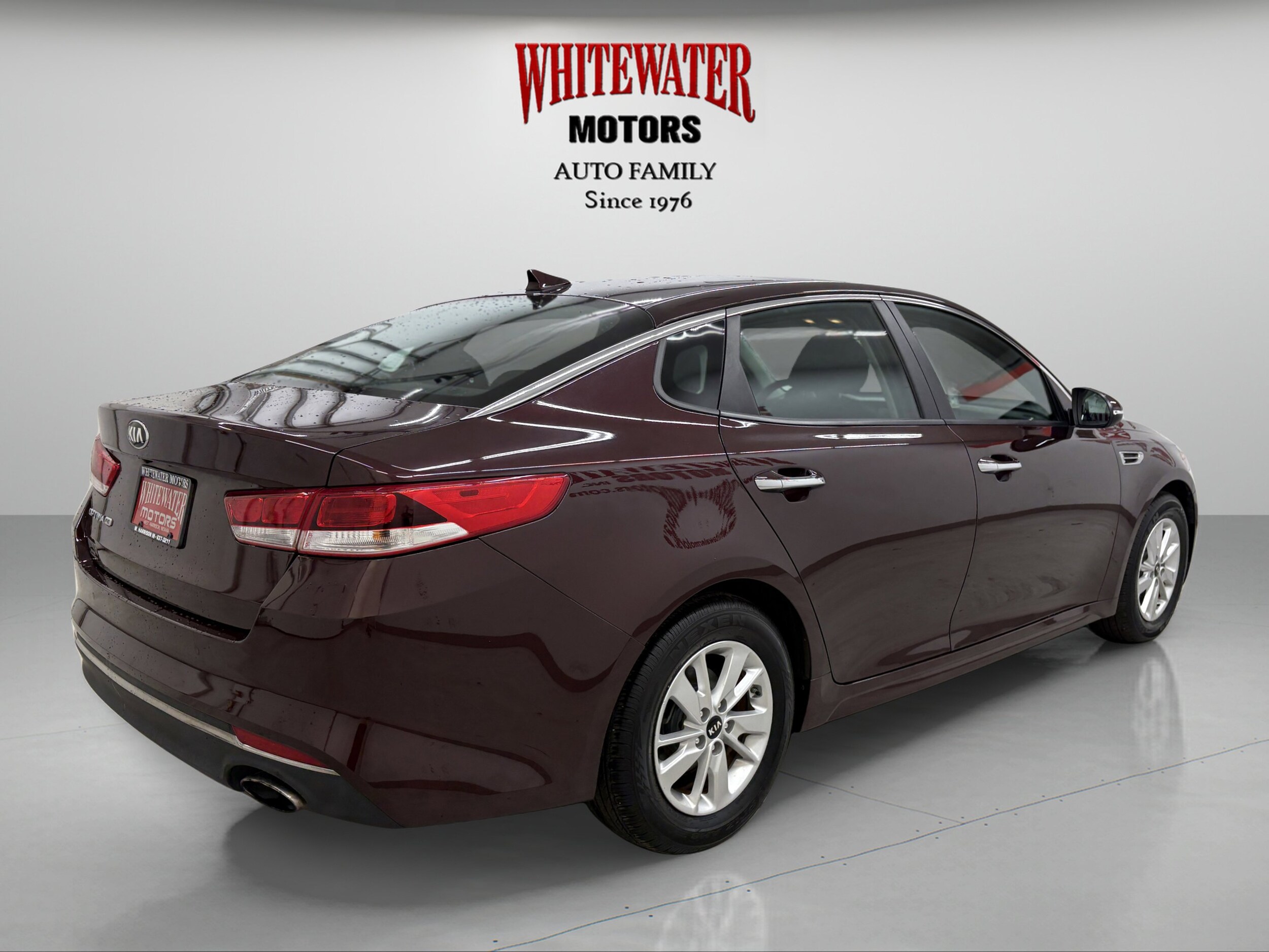 2018 Kia Optima LX photo 4