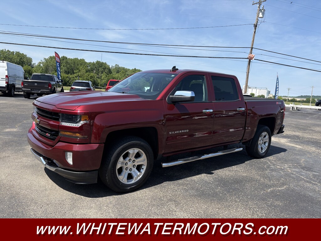 Used 2017 Chevrolet Silverado 1500 LT Crew Cab Pickup