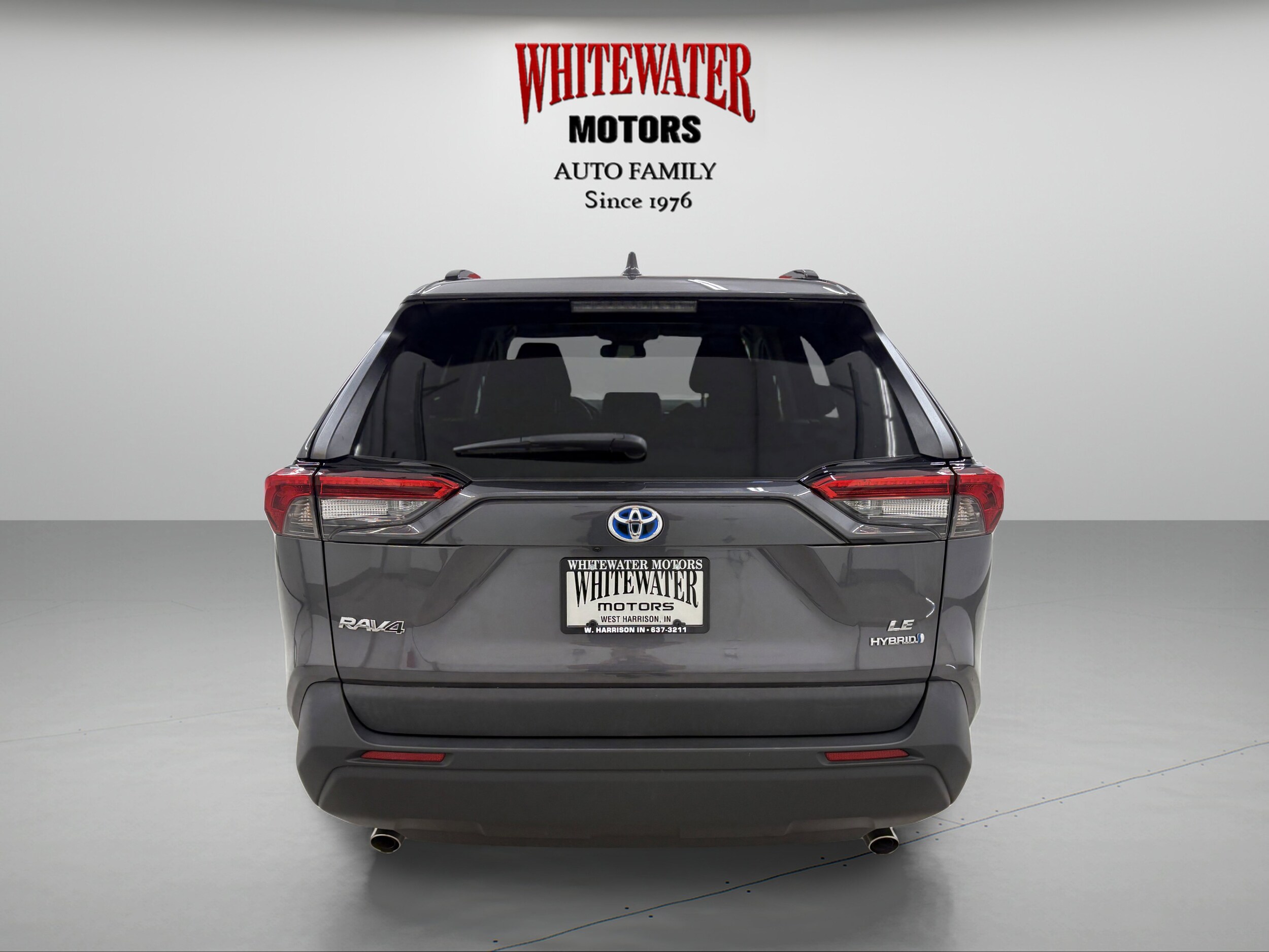 2021 Toyota RAV4 Hybrid LE photo 3