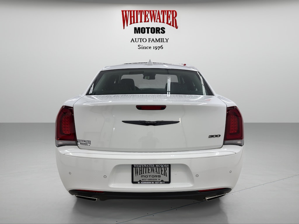 Used 2023 Chrysler 300 Touring L 4dr Car