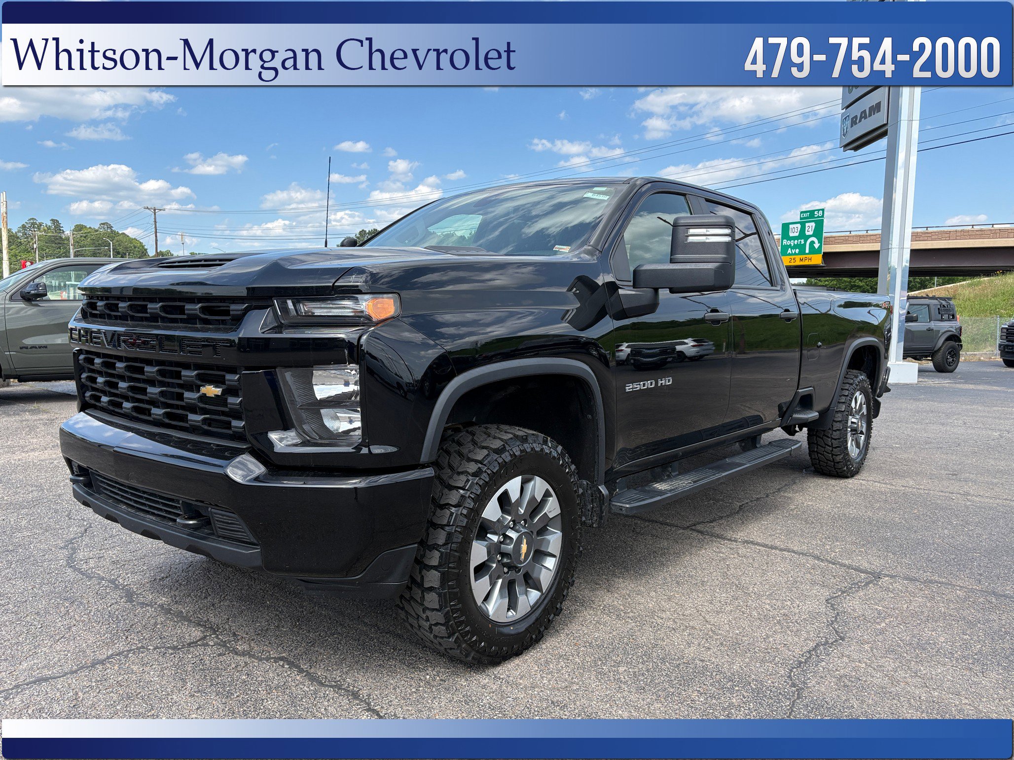 2022 Chevrolet Silverado HD Custom 4WD Crew Cab Standard Box's photo