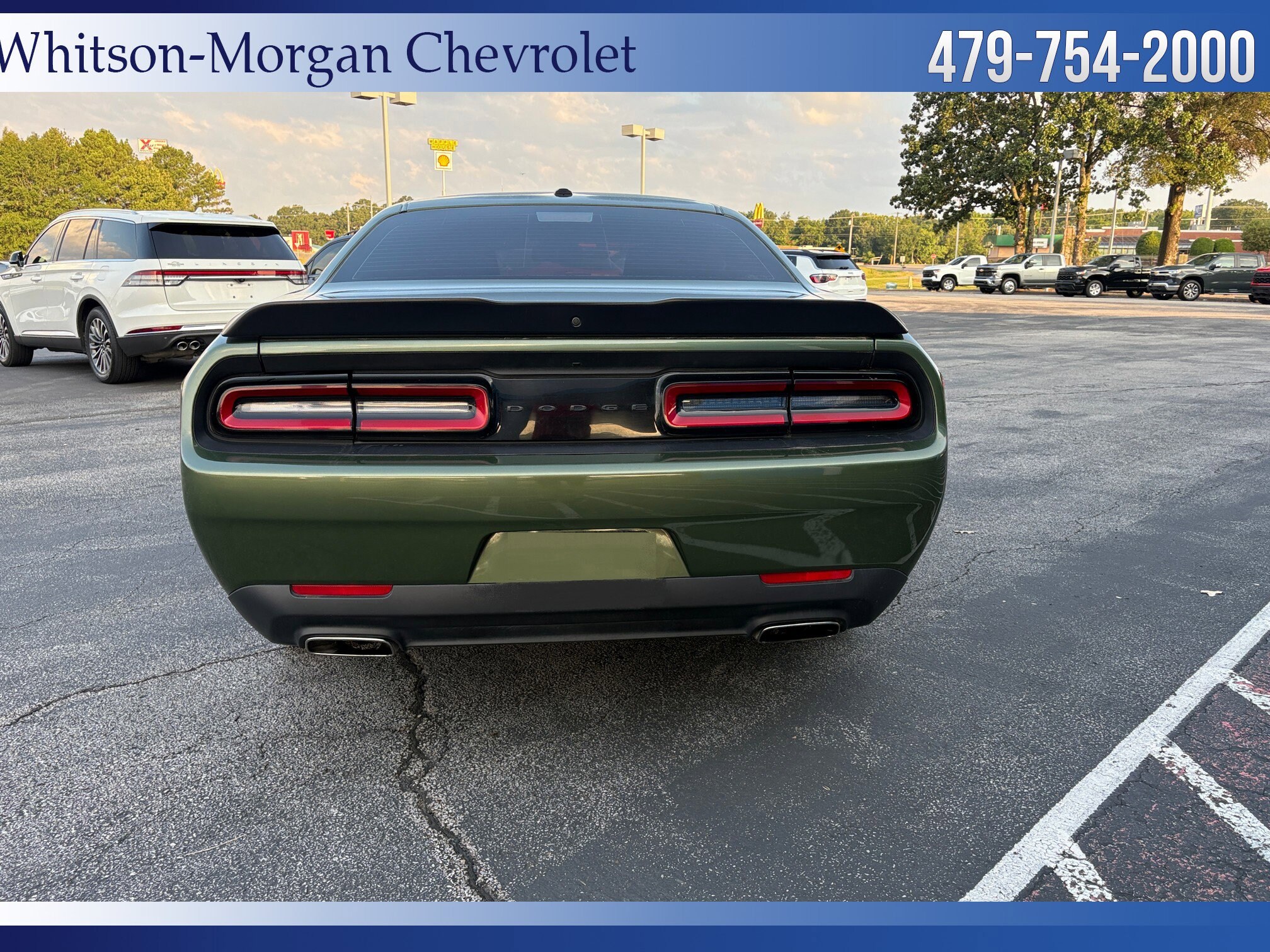 2023 Dodge Challenger SXT photo 4