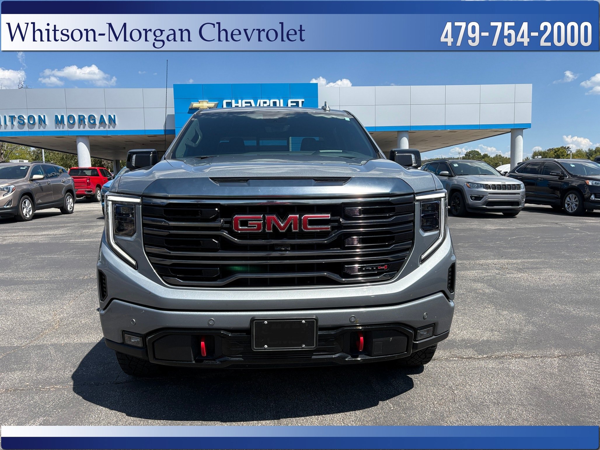 Used 2024 GMC Sierra 1500 AT4 with VIN 1GTUUEEL2RZ384264 for sale in Little Rock