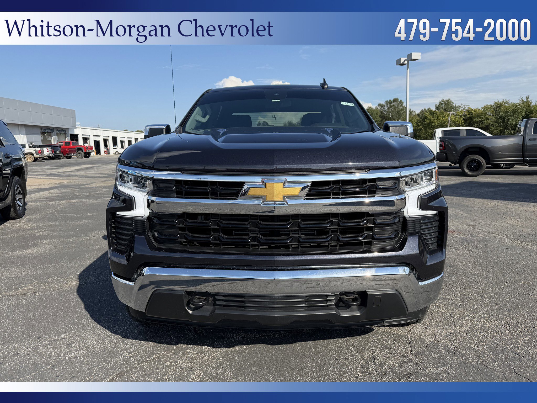 Used 2024 Chevrolet Silverado 1500 LT with VIN 3GCPDKEK1RG215226 for sale in Little Rock