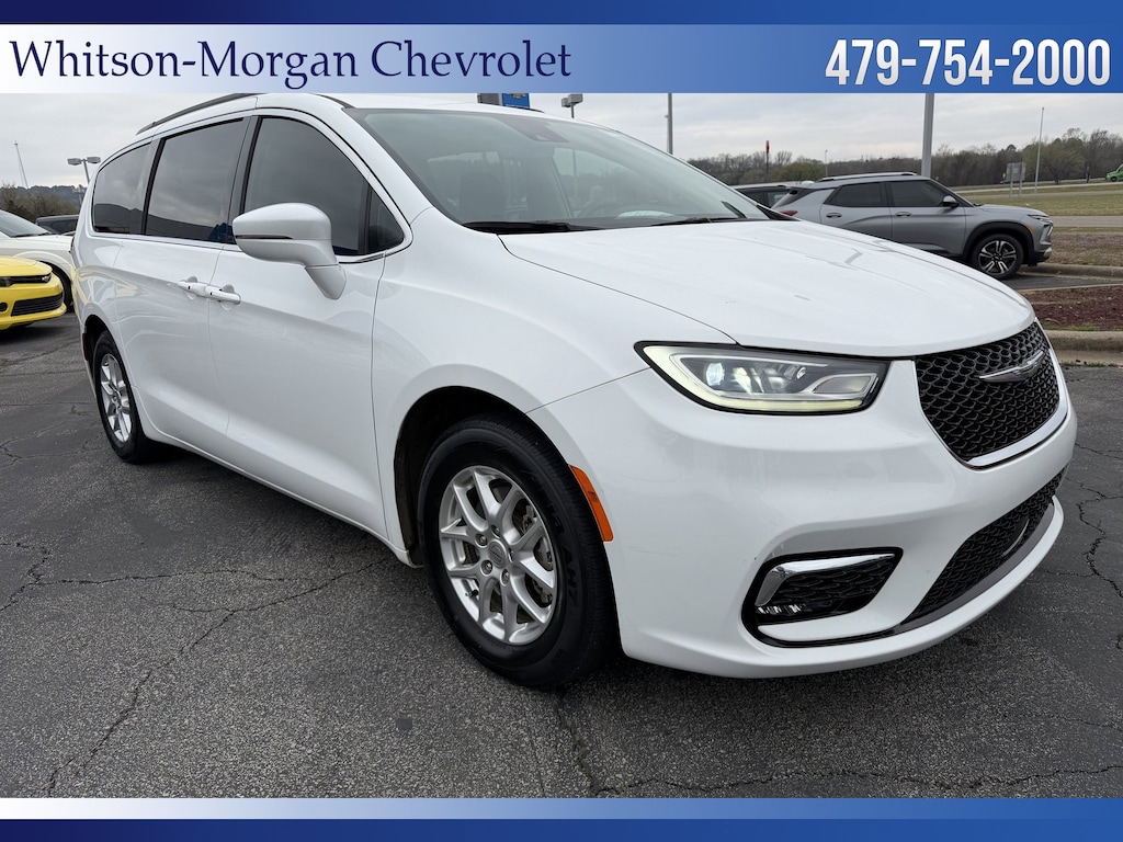 Used 2022 Chrysler Pacifica Touring L Van Passenger Van