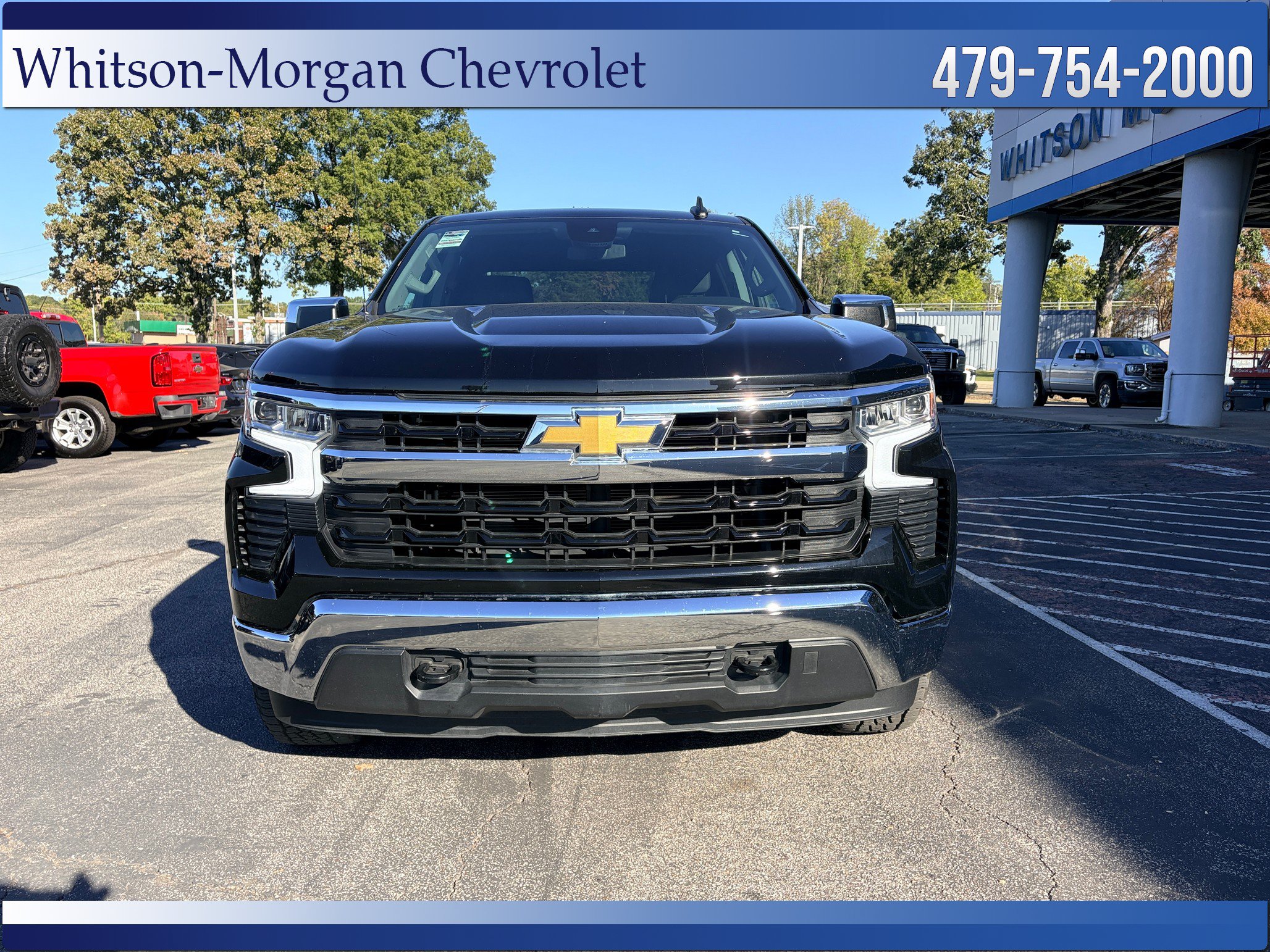 Used 2024 Chevrolet Silverado 1500 LT with VIN 1GCUDDED0RZ133343 for sale in Little Rock