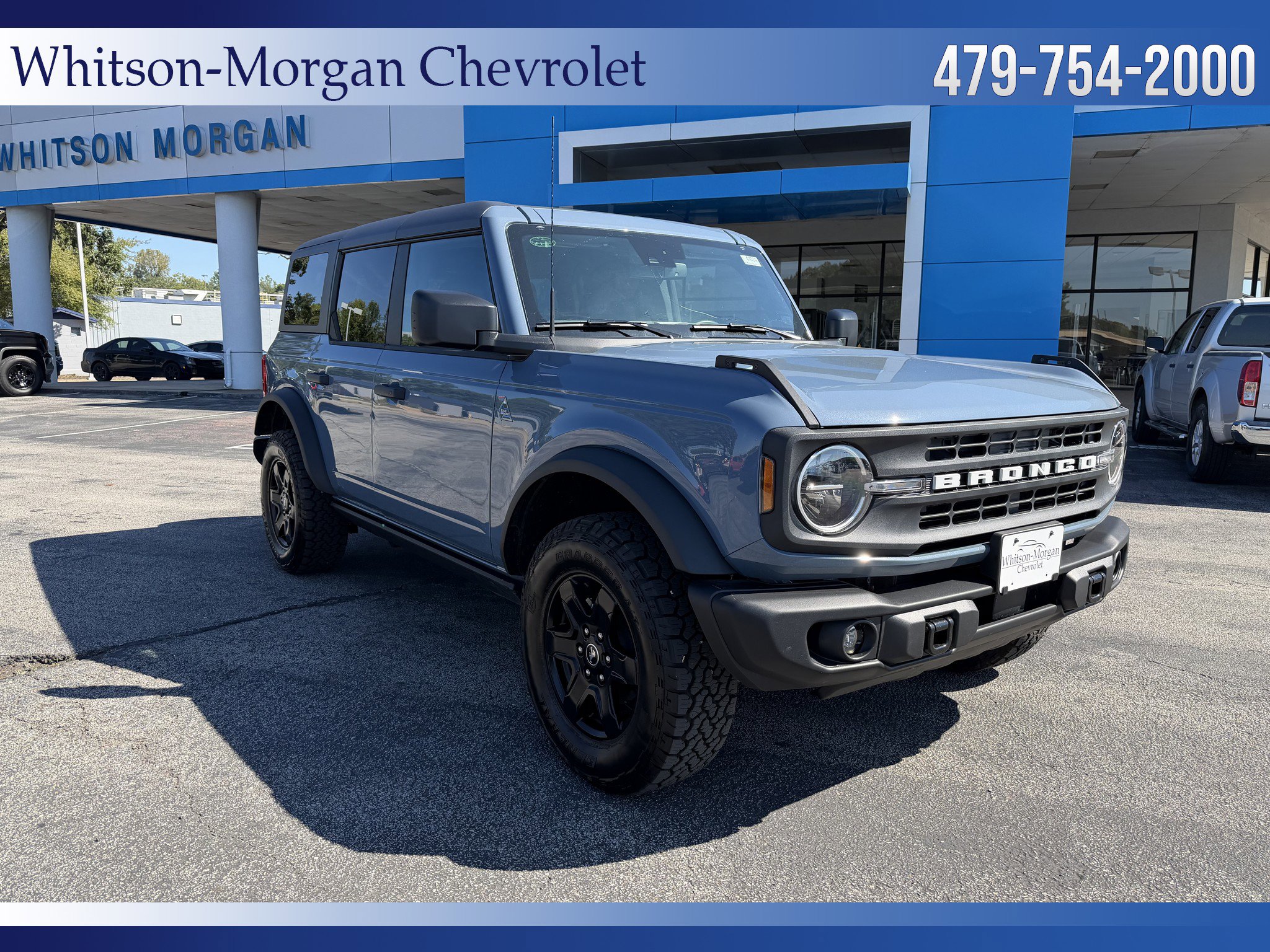 2024 Ford Bronco Black Diamond photo 3